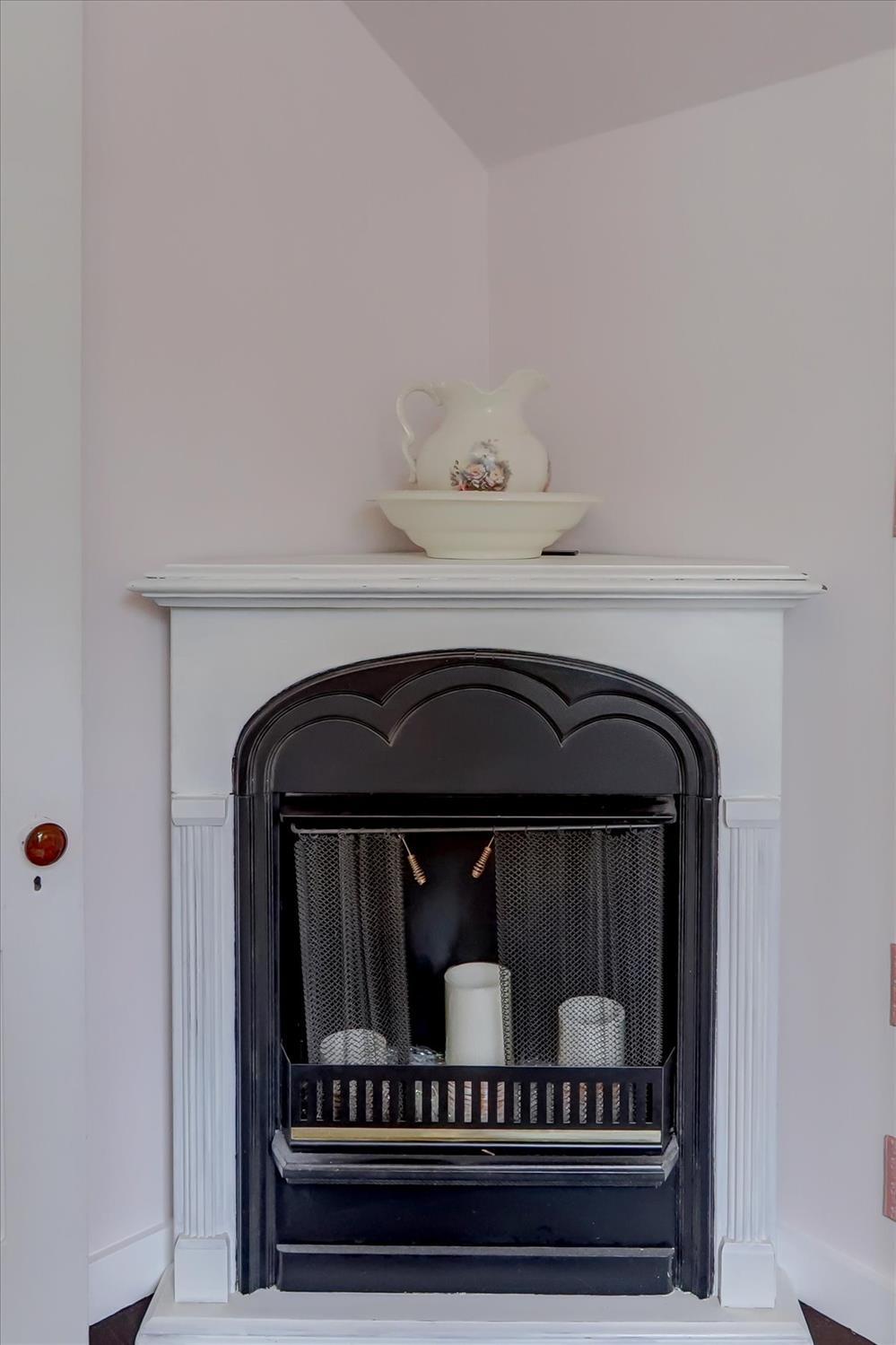 Nevada City, California, 95959, United States, 4 Bedrooms Bedrooms, ,2 BathroomsBathrooms,Residential,For Sale,1983992