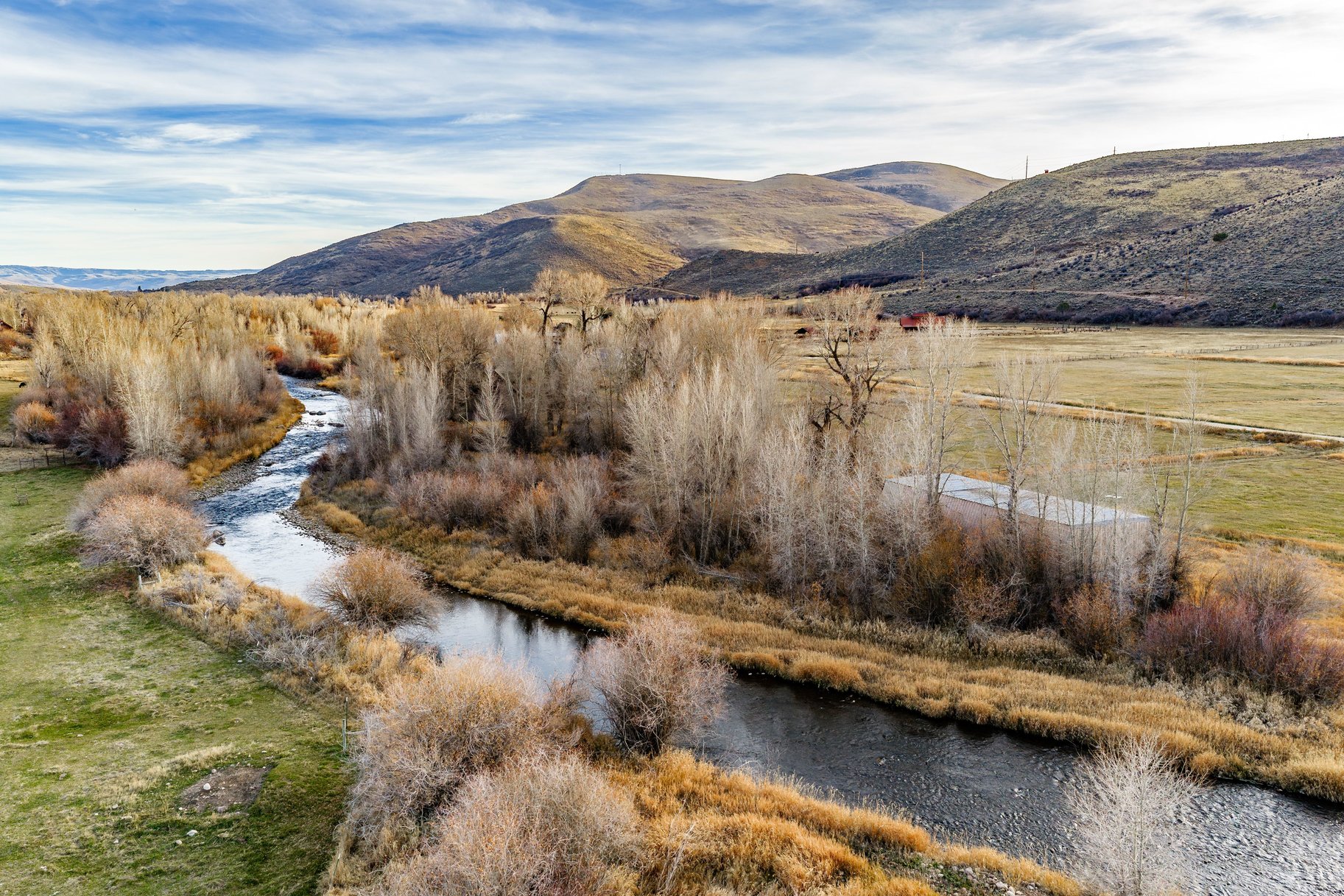  21.85 Acres of Riverfront Land in River Valley Ranch - 物件實景