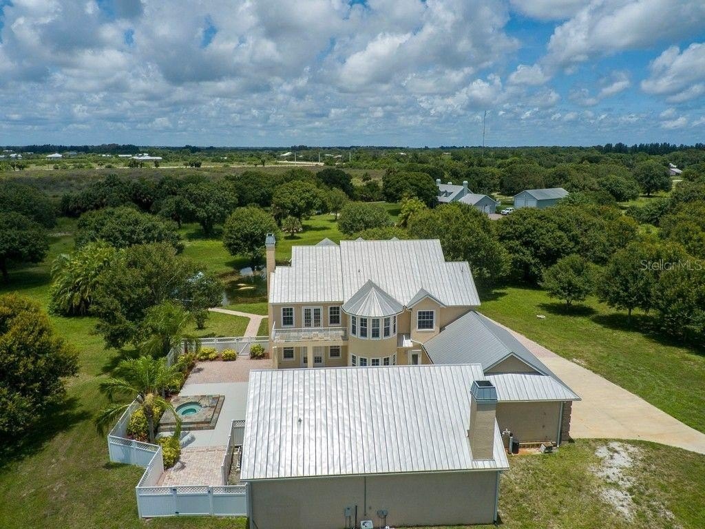 VERO BEACH, Florida, 32967, United States, 5 Bedrooms Bedrooms, ,5 BathroomsBathrooms,Residential,For Sale,1981138