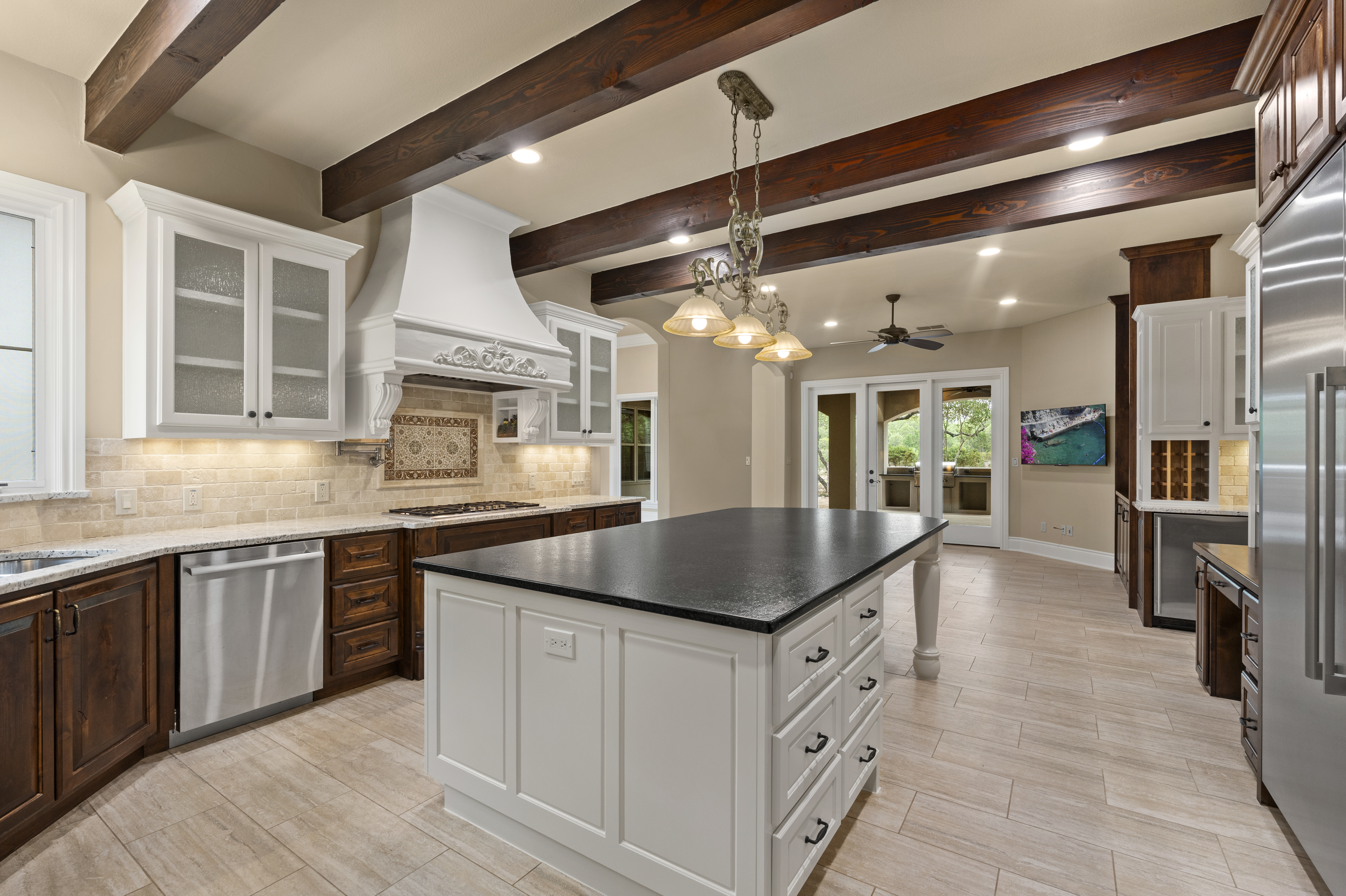  Elegant Cordillera Ranch Estate with Hill Country Views - 物件實景