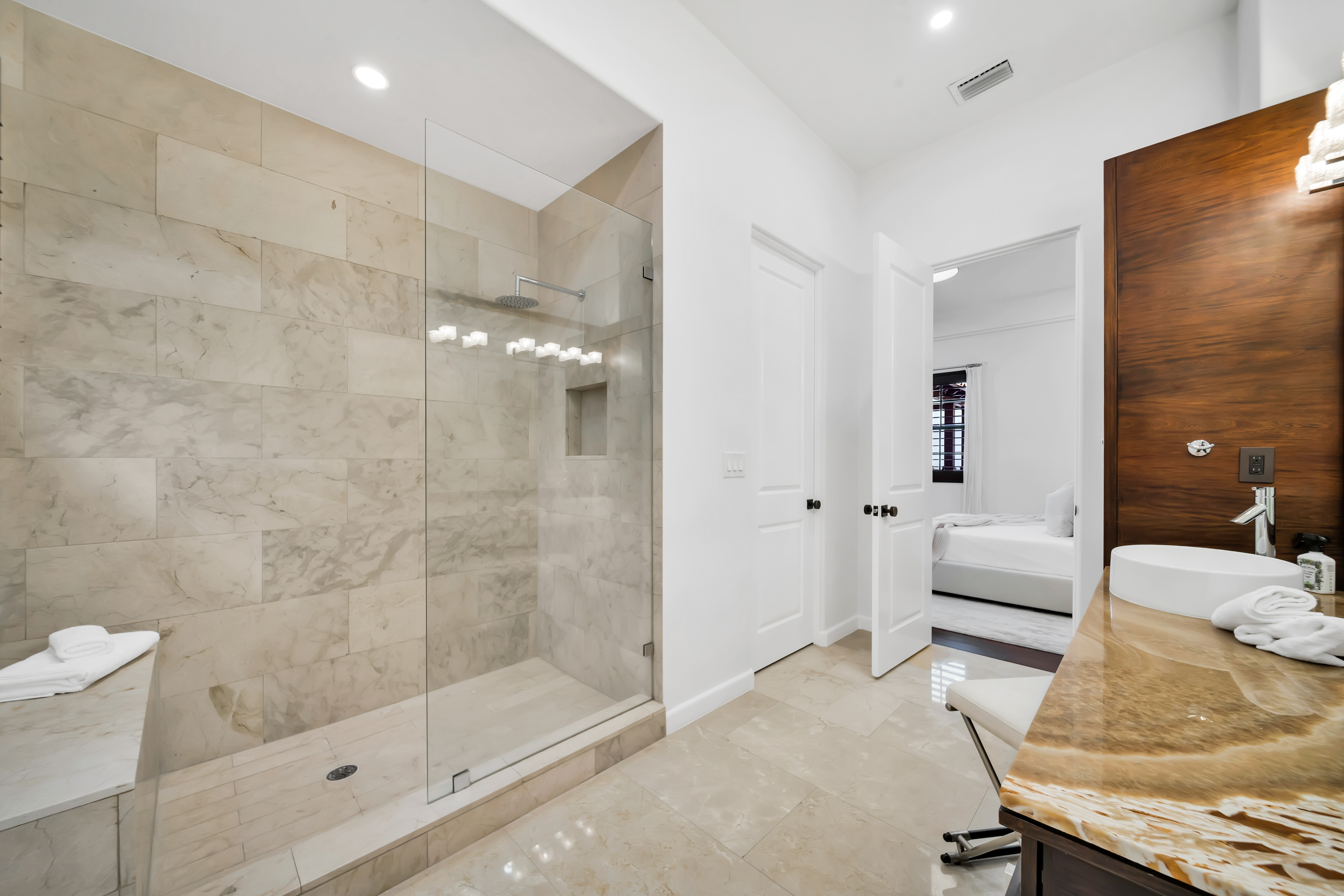  8301 SW 53rd Ave, Miami, FL, 33143 - 物件實景