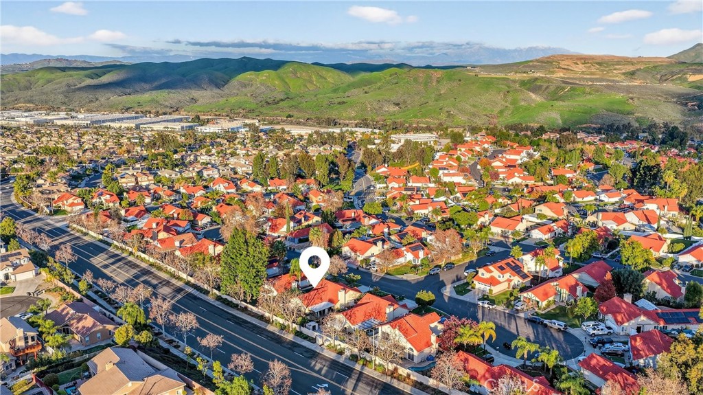 Corona, California, 92883, United States, 4 Bedrooms Bedrooms, ,2 BathroomsBathrooms,Residential,For Sale,2009090