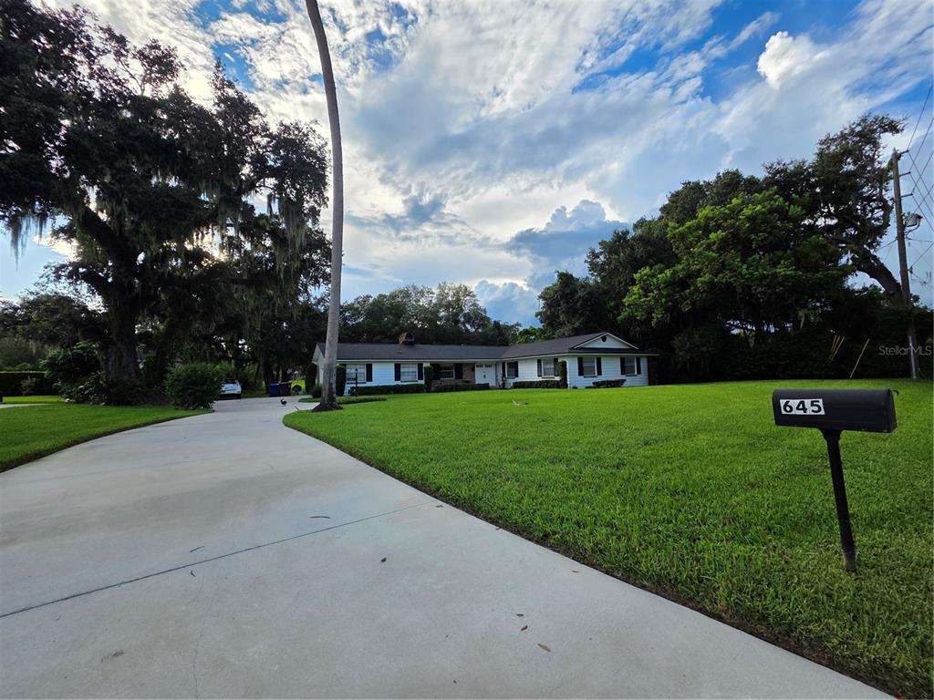 Oviedo, Florida, 32765, United States, 3 Bedrooms Bedrooms, ,2 BathroomsBathrooms,Residential,For Sale,1941778