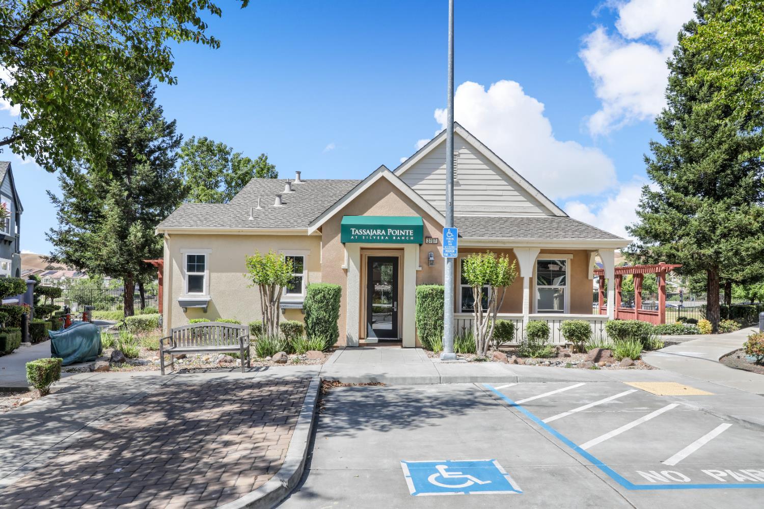 Dublin, California, 94568, United States, 2 Bedrooms Bedrooms, ,3 BathroomsBathrooms,Residential,For Sale,1879034