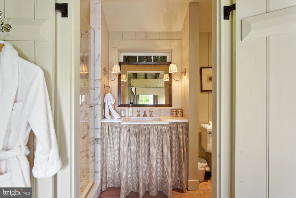 Rappahannock Academy, Virginia, 22538, United States, 4 Bedrooms Bedrooms, ,5 BathroomsBathrooms,Residential,For Sale,1917132