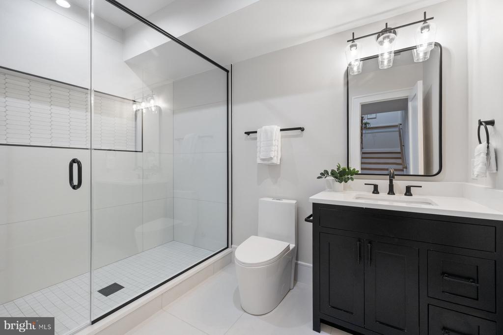 Chevy Chase, Maryland, 20815, United States, 6 Bedrooms Bedrooms, ,7 BathroomsBathrooms,Residential,For Sale,1976530