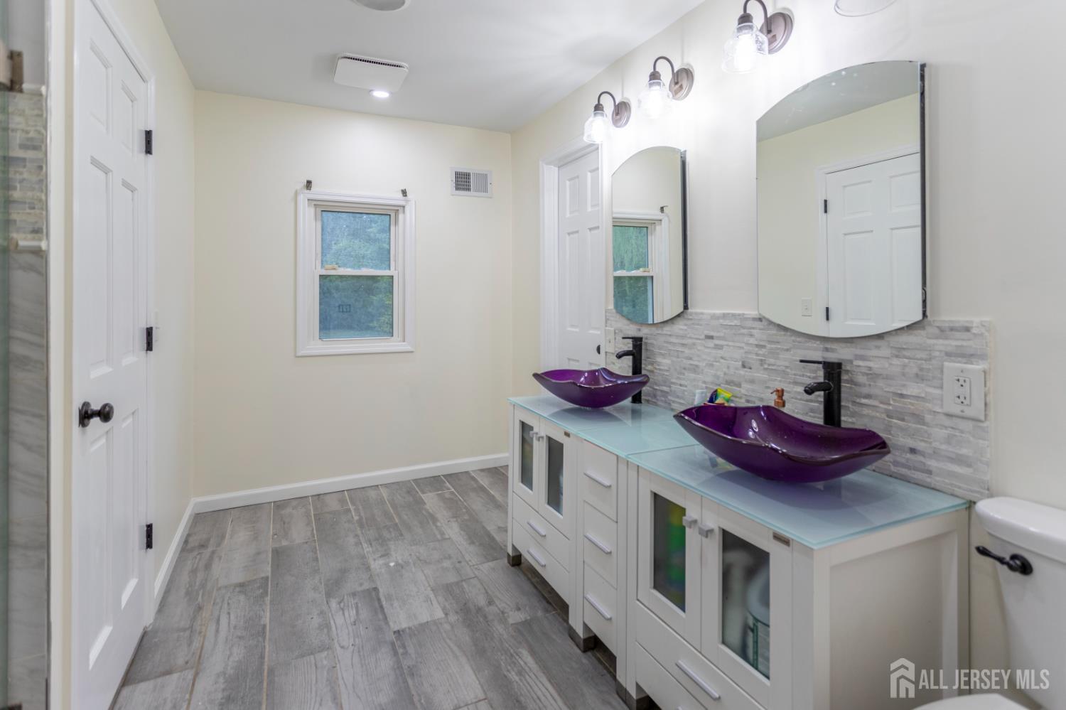 Toms River, New Jersey, 08757, United States, 4 Bedrooms Bedrooms, ,2 BathroomsBathrooms,Residential,For Sale,1982321