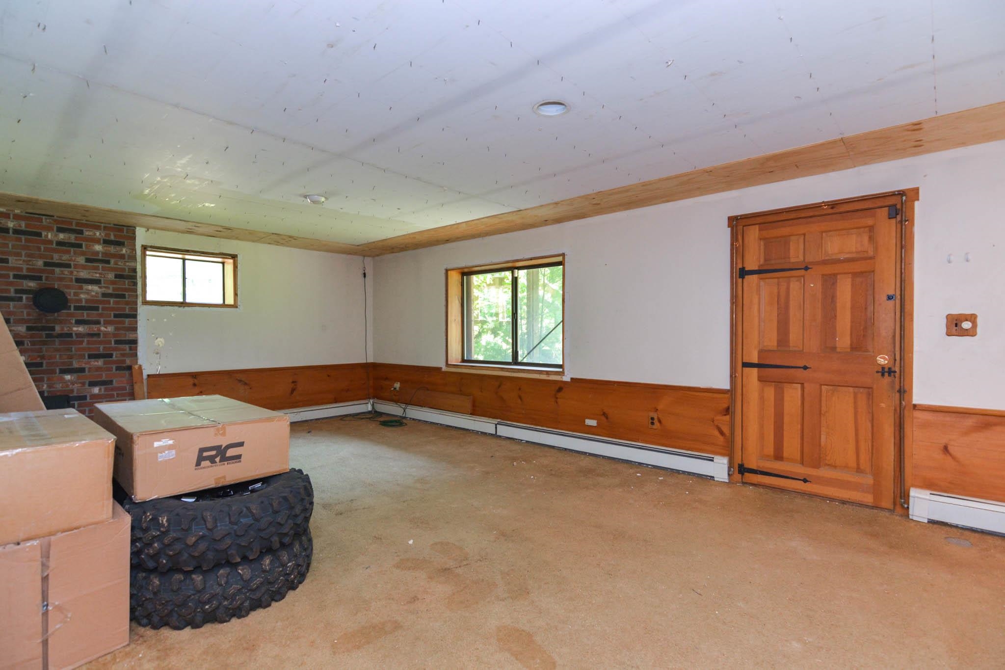 Bradford, New Hampshire, 03221, United States, 3 Bedrooms Bedrooms, ,2 BathroomsBathrooms,Residential,For Sale,1856760
