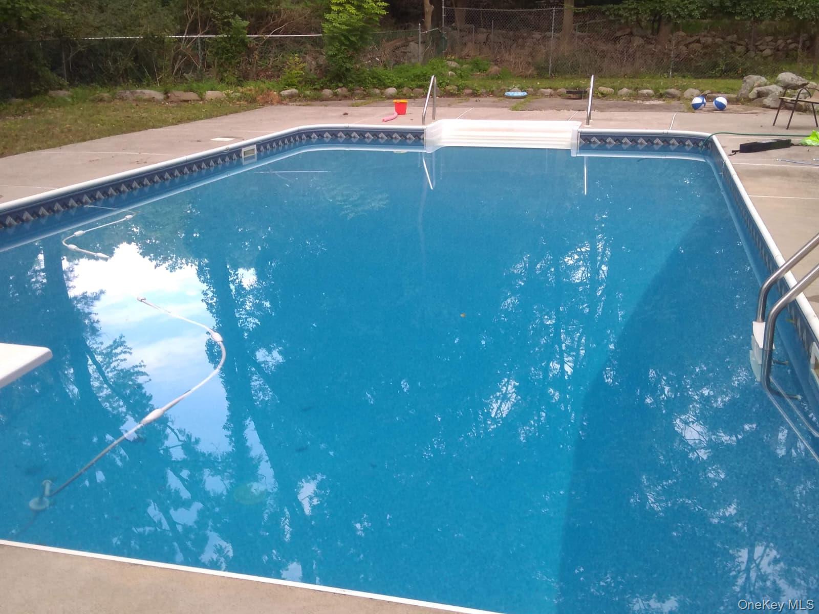 Monsey, New York, 10952, United States, 5 Bedrooms Bedrooms, ,4 BathroomsBathrooms,Residential,For Sale,1981172