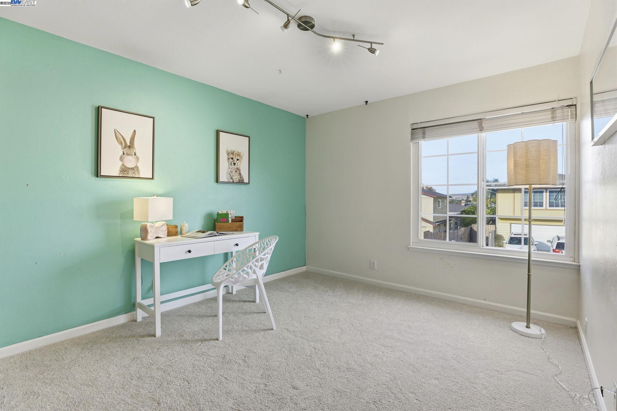 Pleasanton, California, 94566, United States, 4 Bedrooms Bedrooms, ,2 BathroomsBathrooms,Residential,For Sale,1988174