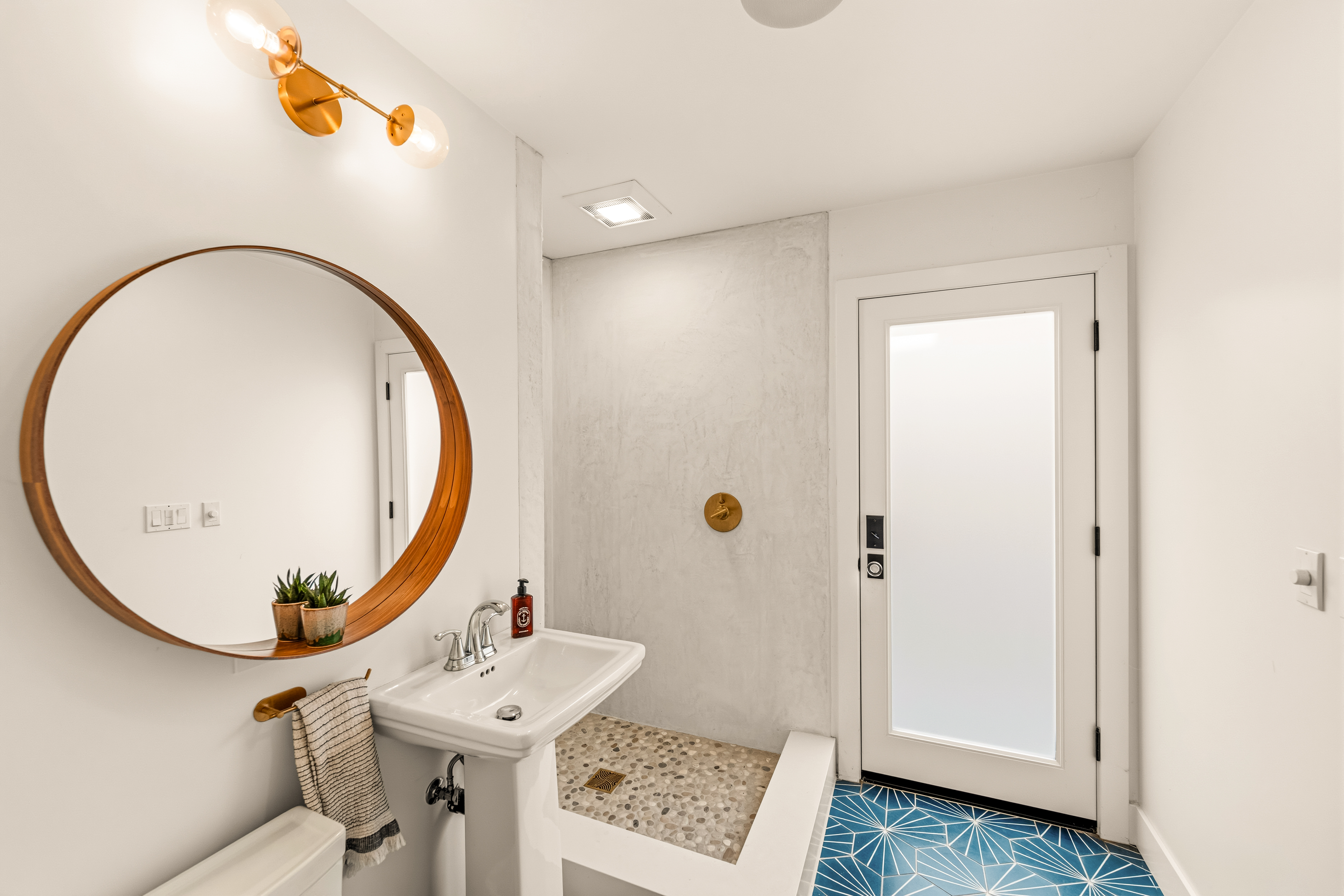  1302 Devon Lane, Ventura, CA 93001 - 物件實景