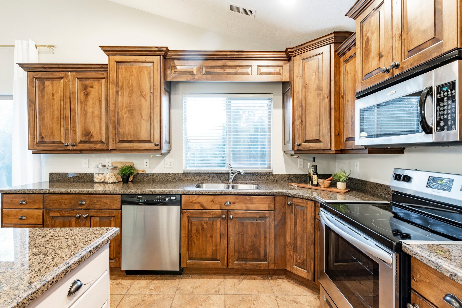  Exceptional Single-Level Living in One of Sandy