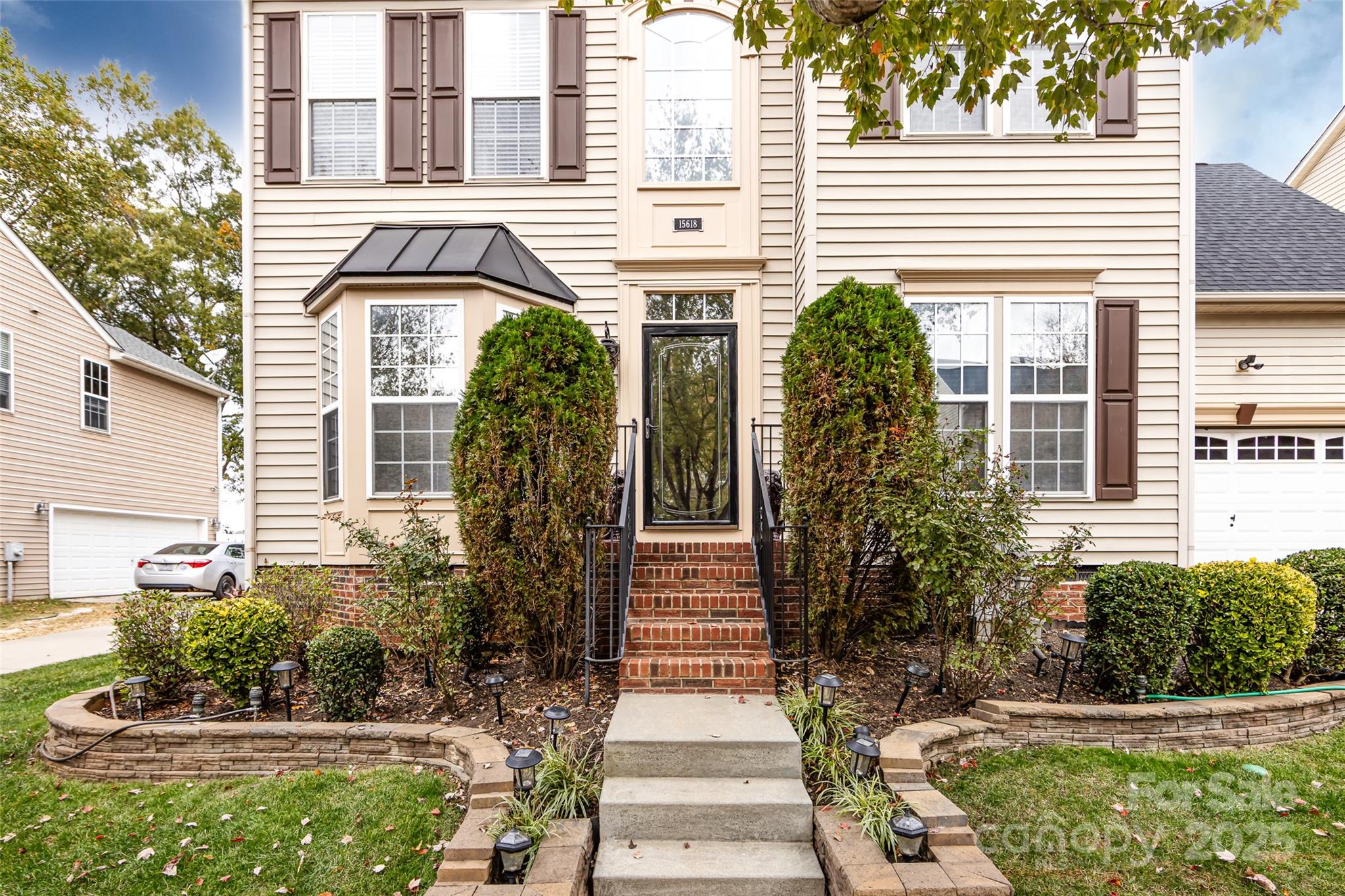 Huntersville, North Carolina, 28078, United States, 4 Bedrooms Bedrooms, ,3 BathroomsBathrooms,Residential,For Sale,1969011