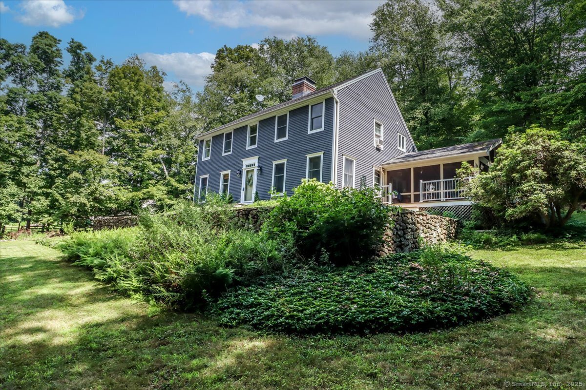 Oxford, Connecticut, 06478, United States, 3 Bedrooms Bedrooms, ,3 BathroomsBathrooms,Residential,For Sale,1916660