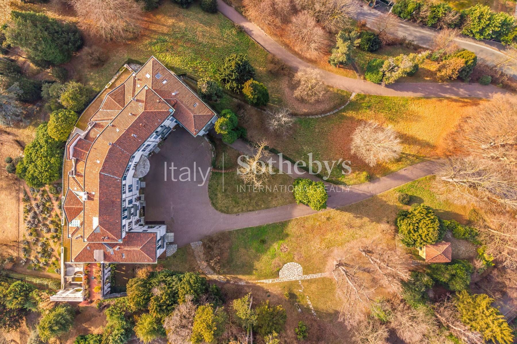  Iconic hillside apartment in Turin - 物件實景