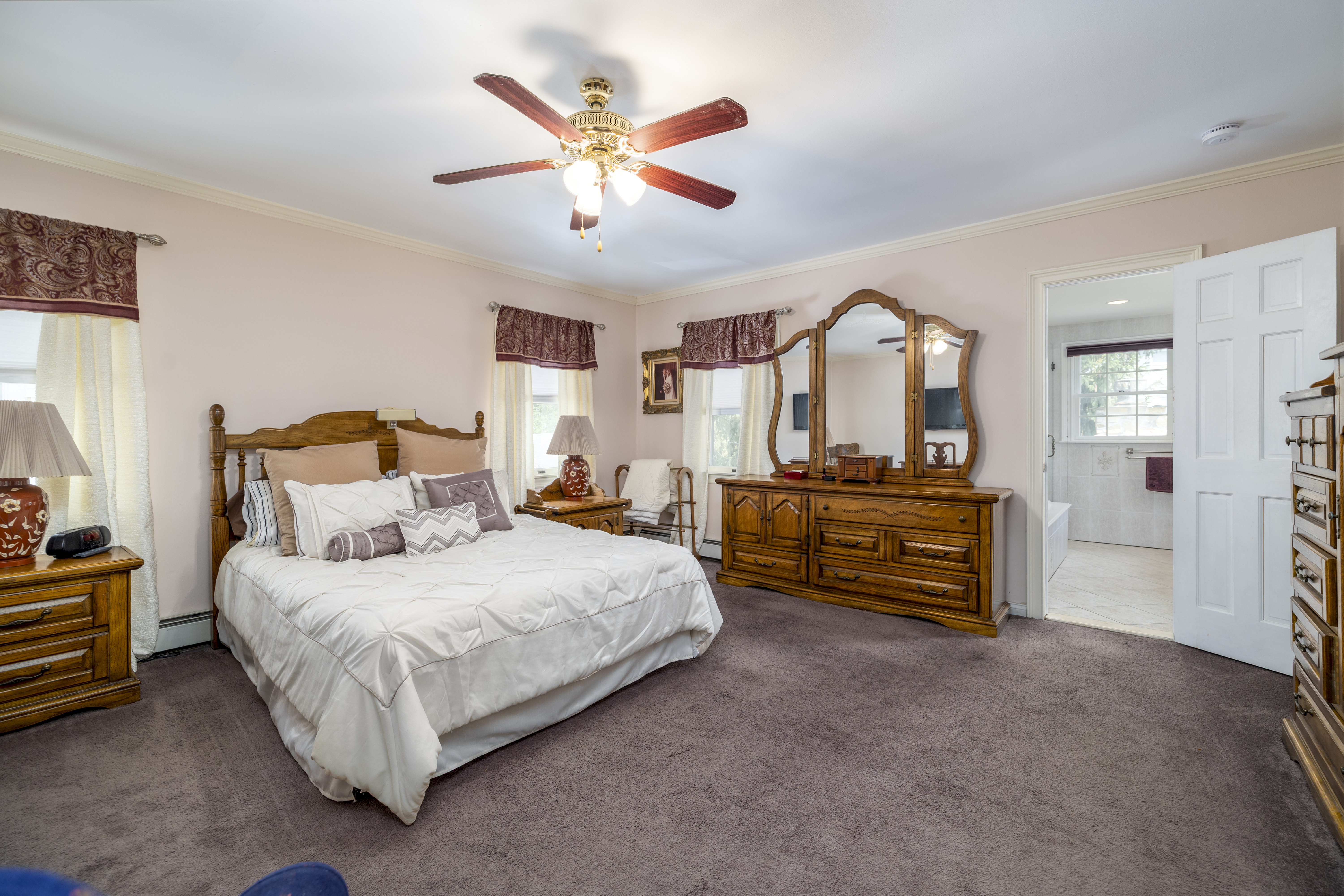  39 Princeton Street, Rockville Centre, NY, 11570 - 物件實景