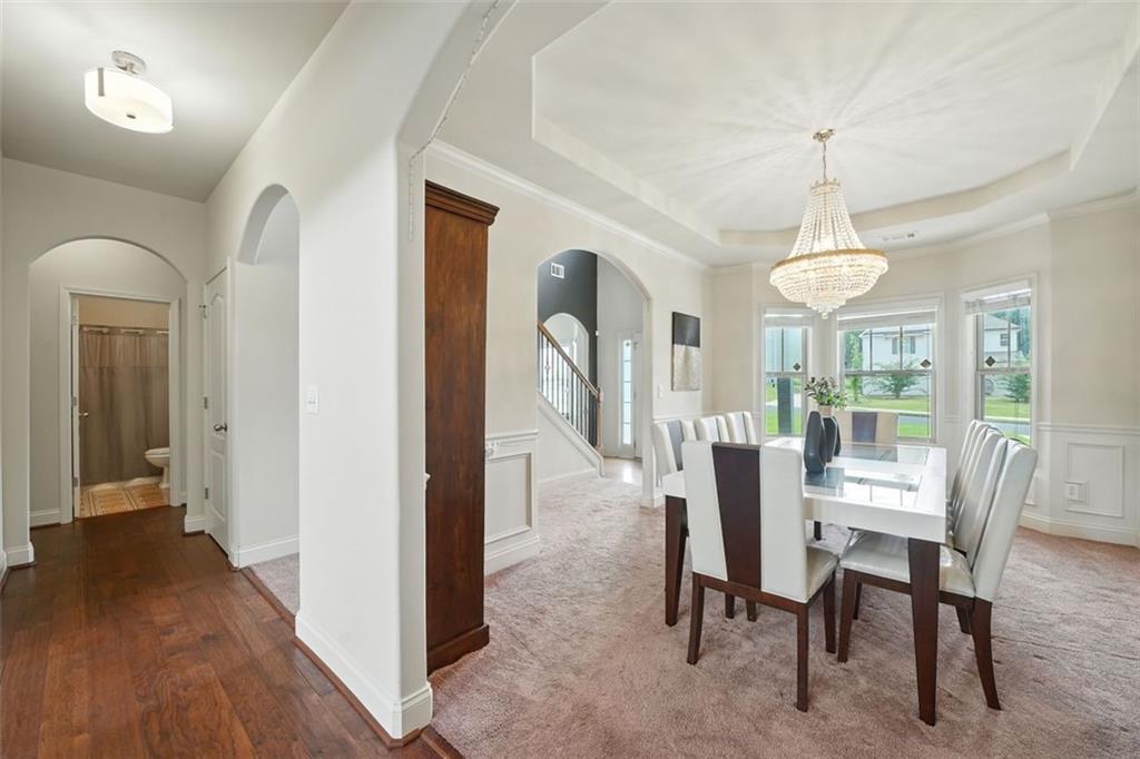 Atlanta, Georgia, 30331, United States, 5 Bedrooms Bedrooms, ,4 BathroomsBathrooms,Residential,For Sale,1933475