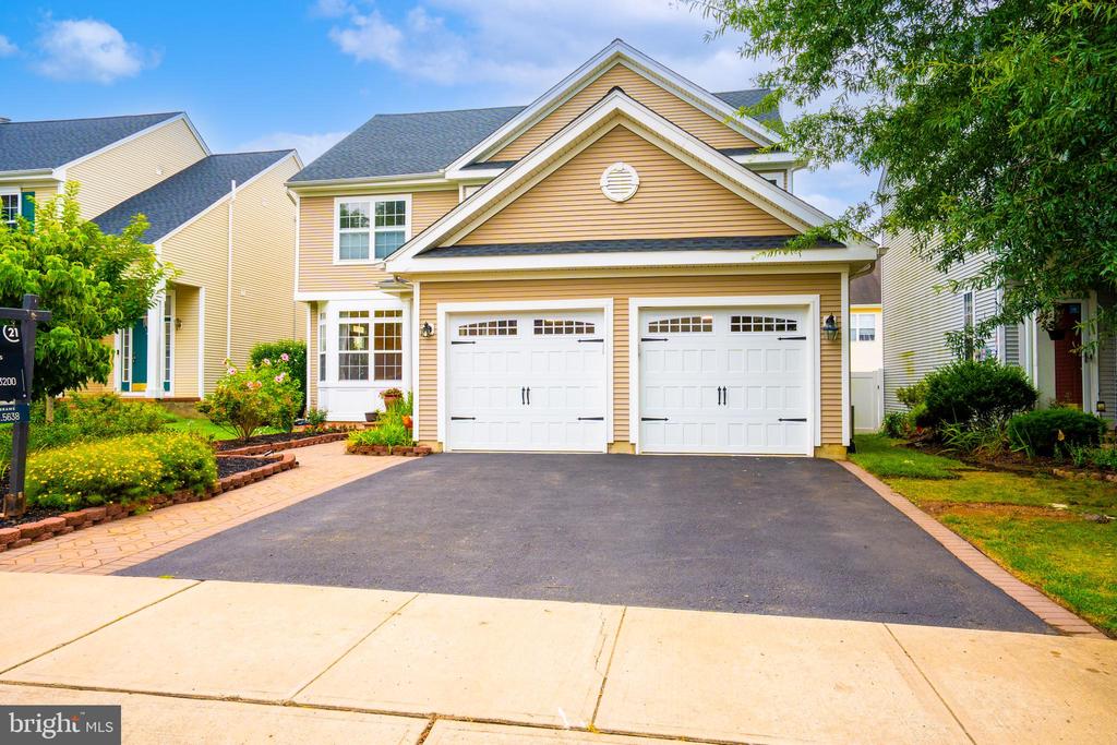 Plainsboro, New Jersey, 08536, United States, 4 Bedrooms Bedrooms, ,3 BathroomsBathrooms,Residential,For Sale,1900525