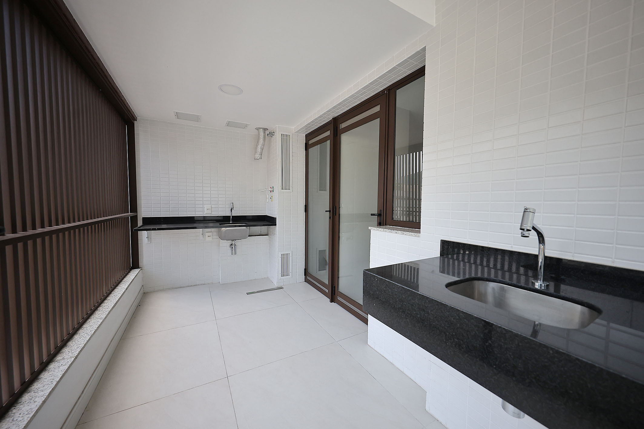  New apartment with three suites and high-end amenities - 物件實景