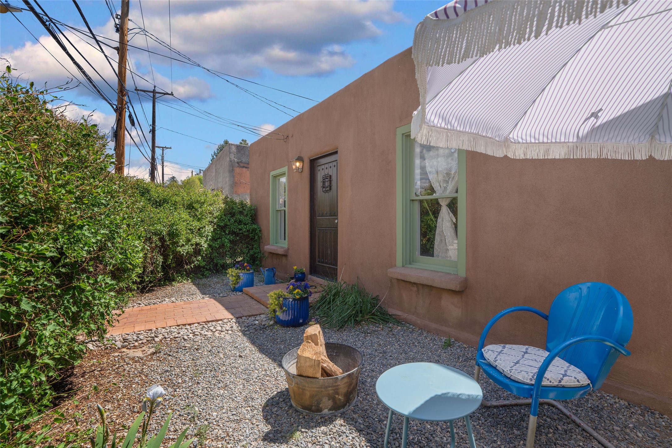  122 W. Buena Vista - 物件實景