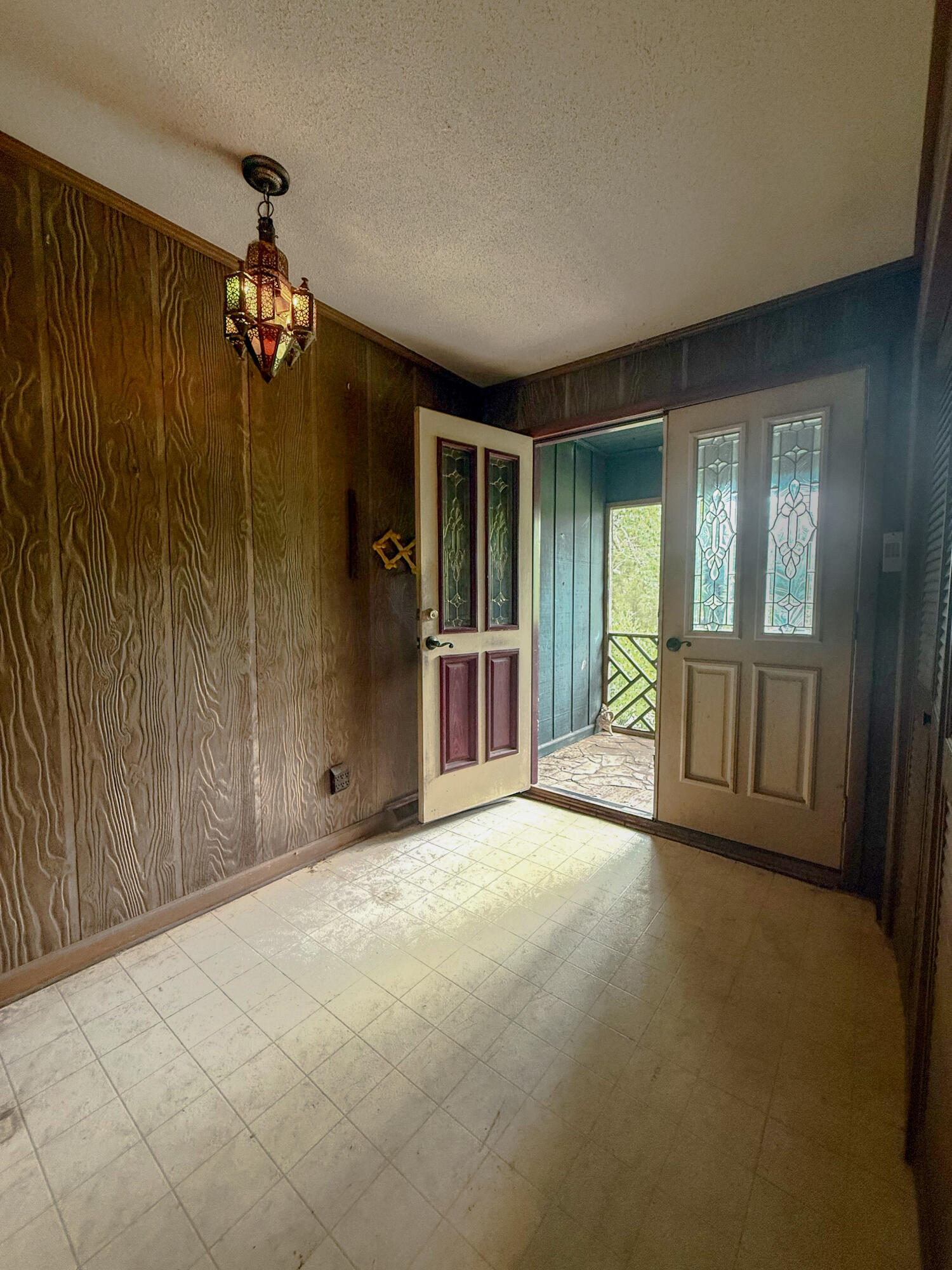 Folly Beach, South Carolina, 29439, United States, 4 Bedrooms Bedrooms, ,3 BathroomsBathrooms,Residential,For Sale,1975835