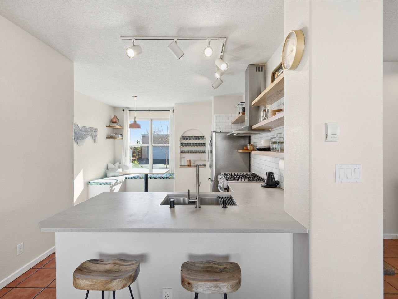 Santa Fe, New Mexico, 87508, United States, 3 Bedrooms Bedrooms, ,2 BathroomsBathrooms,Residential,For Sale,1992891