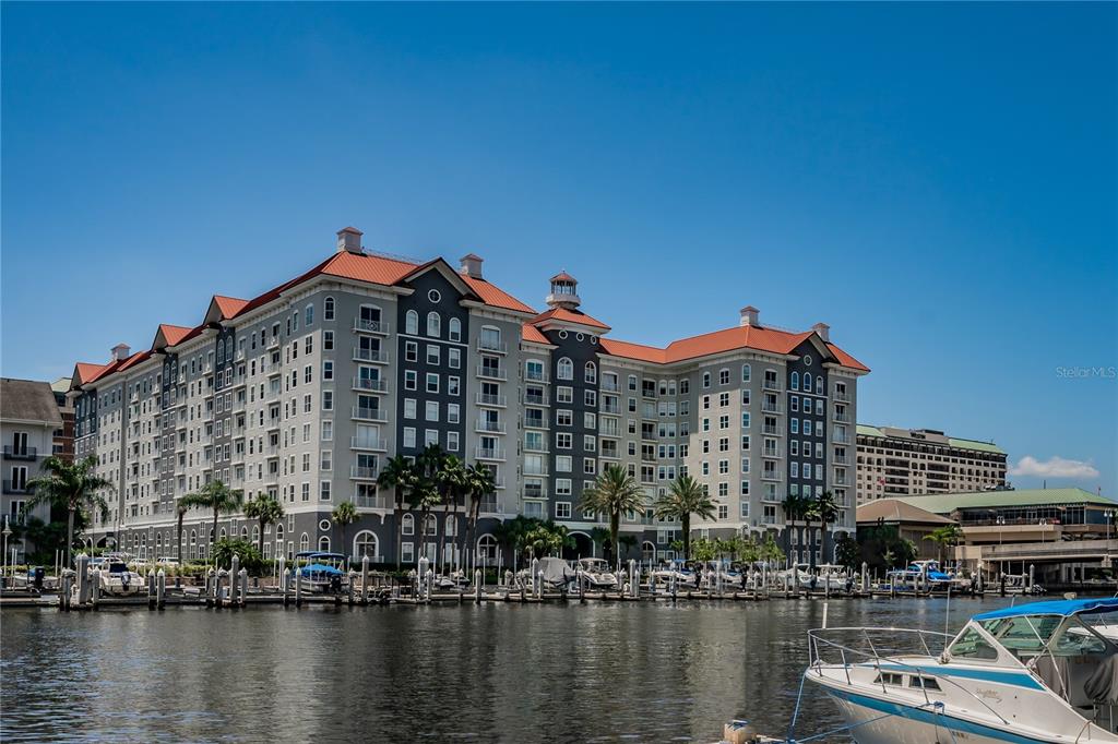 Tampa, Florida, 33602, United States, 2 Bedrooms Bedrooms, ,2 BathroomsBathrooms,Residential,For Sale,1745994