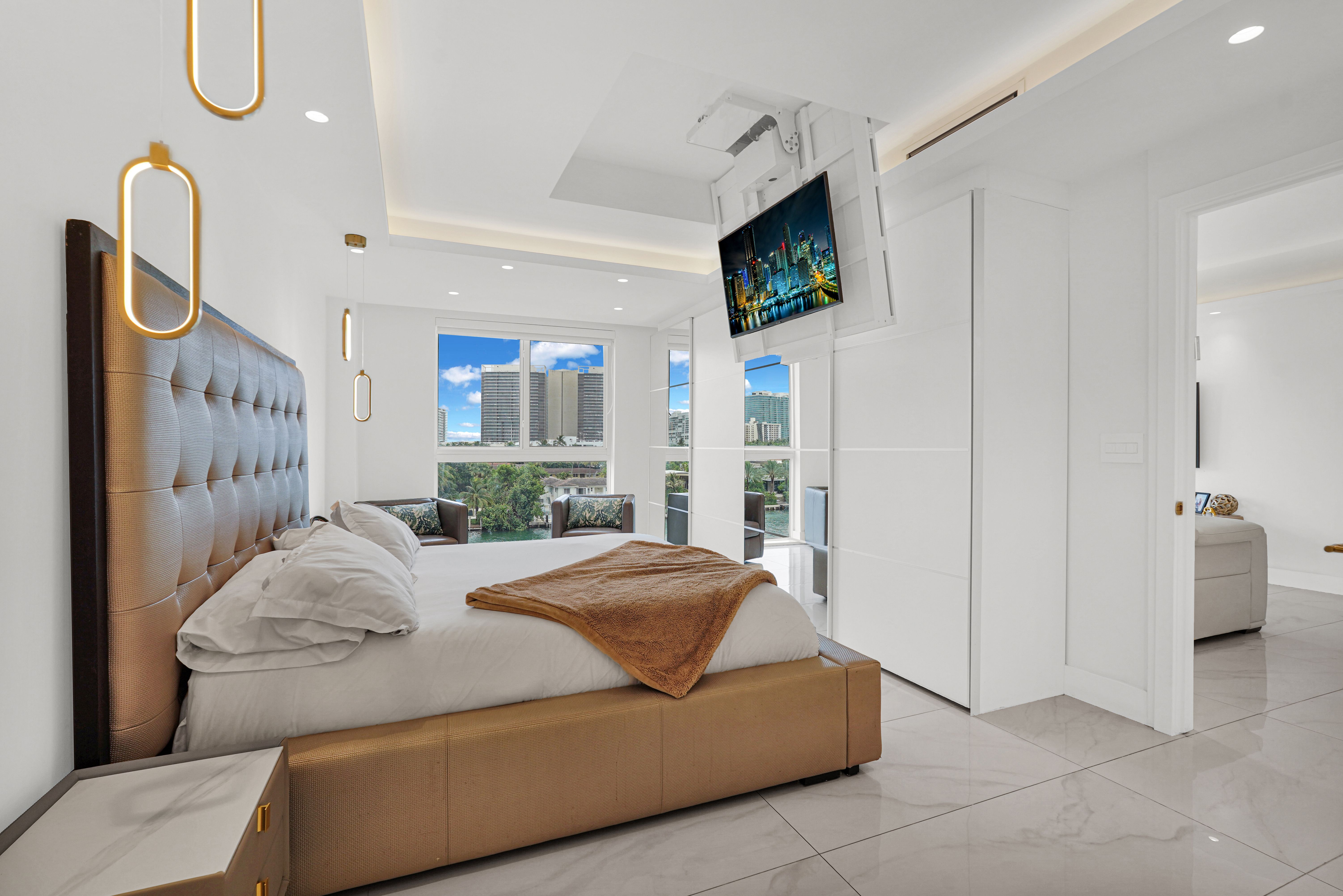  9721 E Bay Harbor Dr, Bay Harbor Islands, FL, 33154 - 物件實景