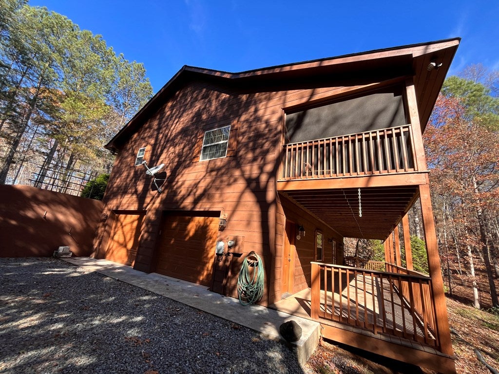 East Ellijay, Georgia, 30540, United States, 2 Bedrooms Bedrooms, ,3 BathroomsBathrooms,Residential,For Sale,1859127