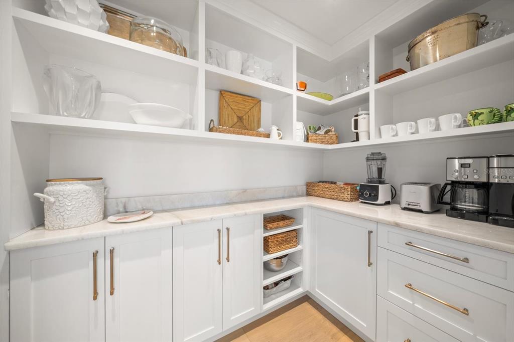 Largo, Florida, 33770, United States, 3 Bedrooms Bedrooms, ,4 BathroomsBathrooms,Residential,For Sale,1989168