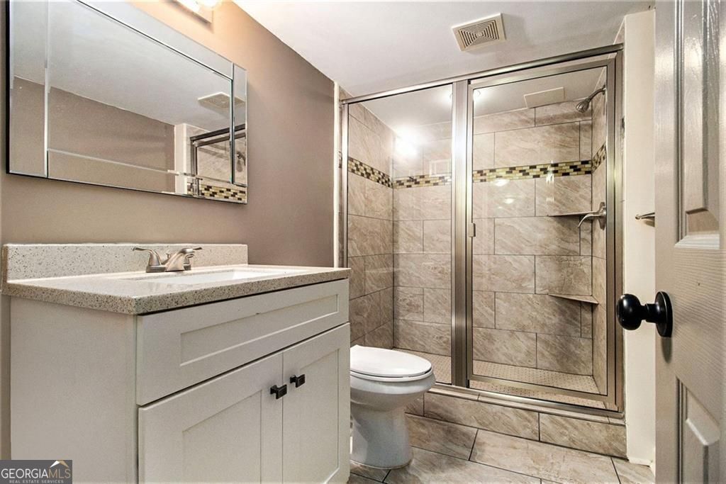 Atlanta, Georgia, 30328, United States, 4 Bedrooms Bedrooms, ,3 BathroomsBathrooms,Residential,For Sale,1858983