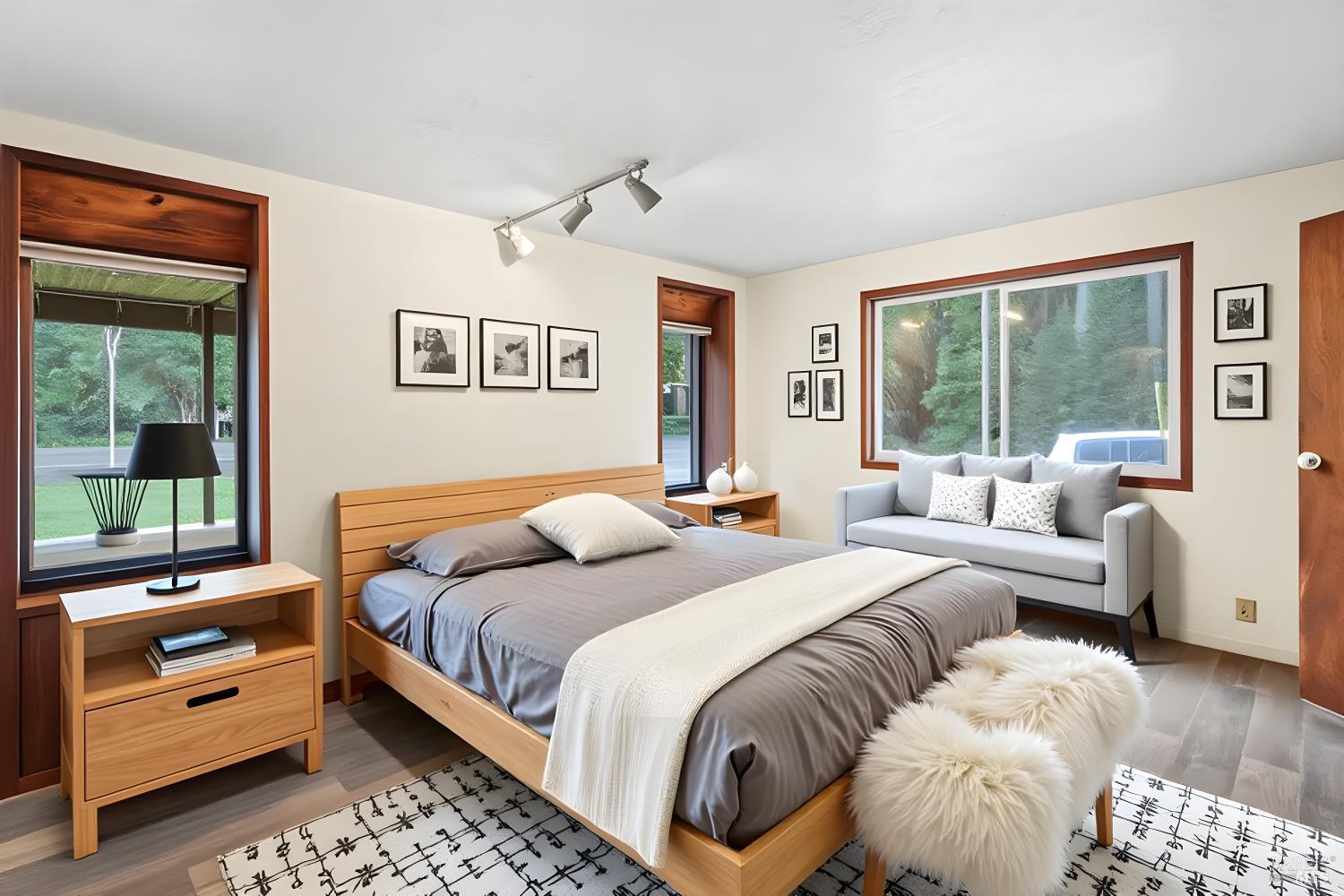 Philo, California, 95466, United States, 3 Bedrooms Bedrooms, ,3 BathroomsBathrooms,Residential,For Sale,1987364