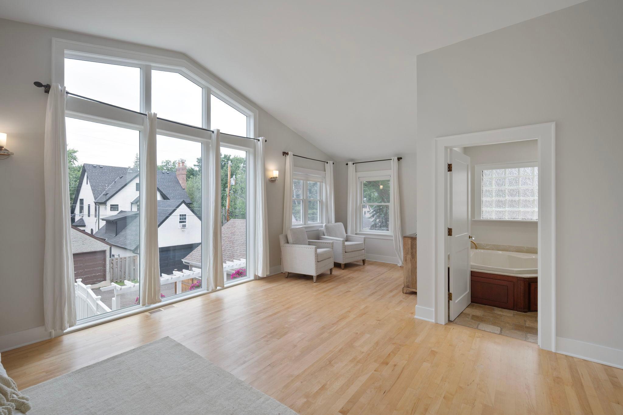 Saint Paul, Minnesota, 55105, United States, 4 Bedrooms Bedrooms, ,2 BathroomsBathrooms,Residential,For Sale,1919554