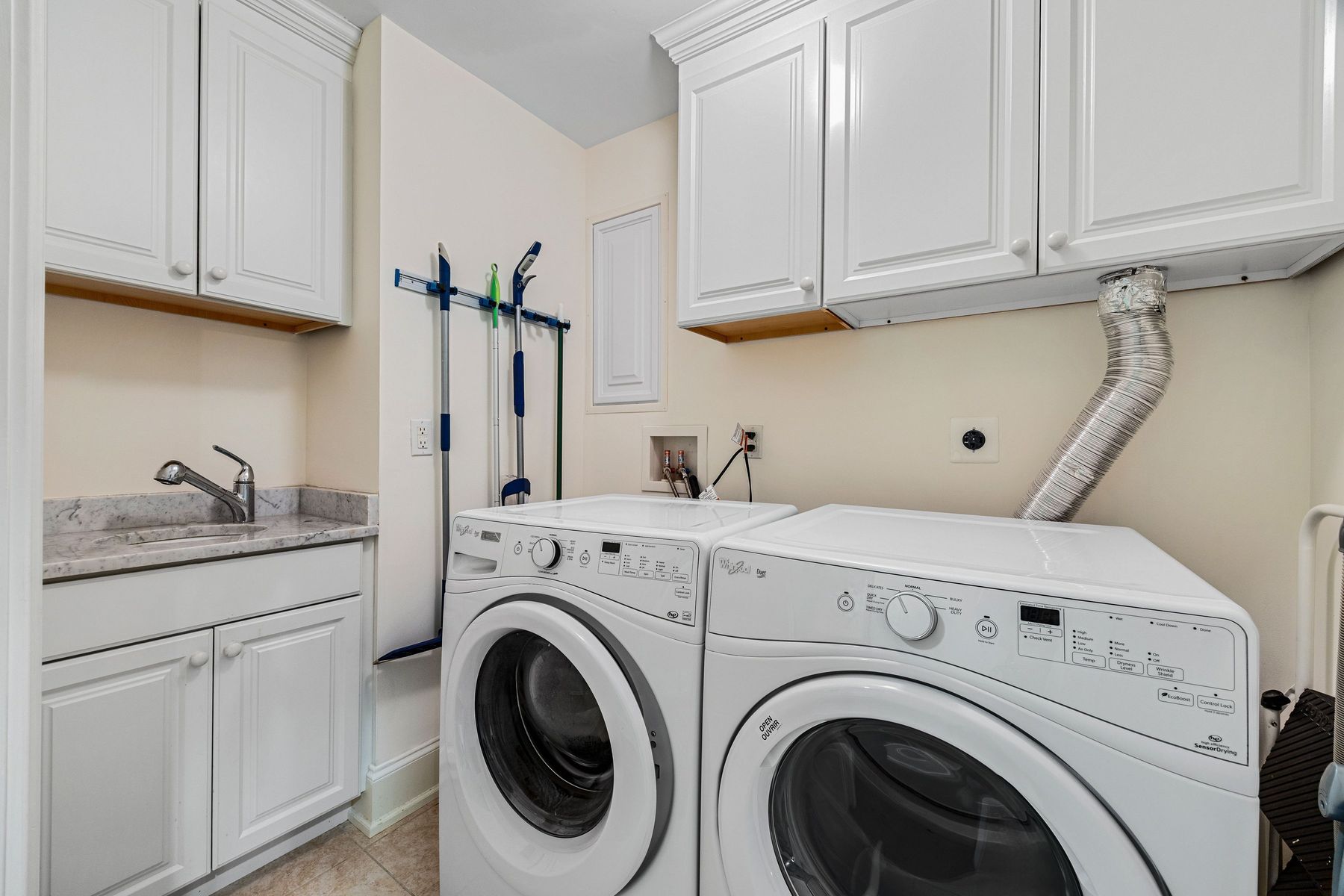  115 East Montgomery Avenue, Ardmore, PA 19003 - 物件實景