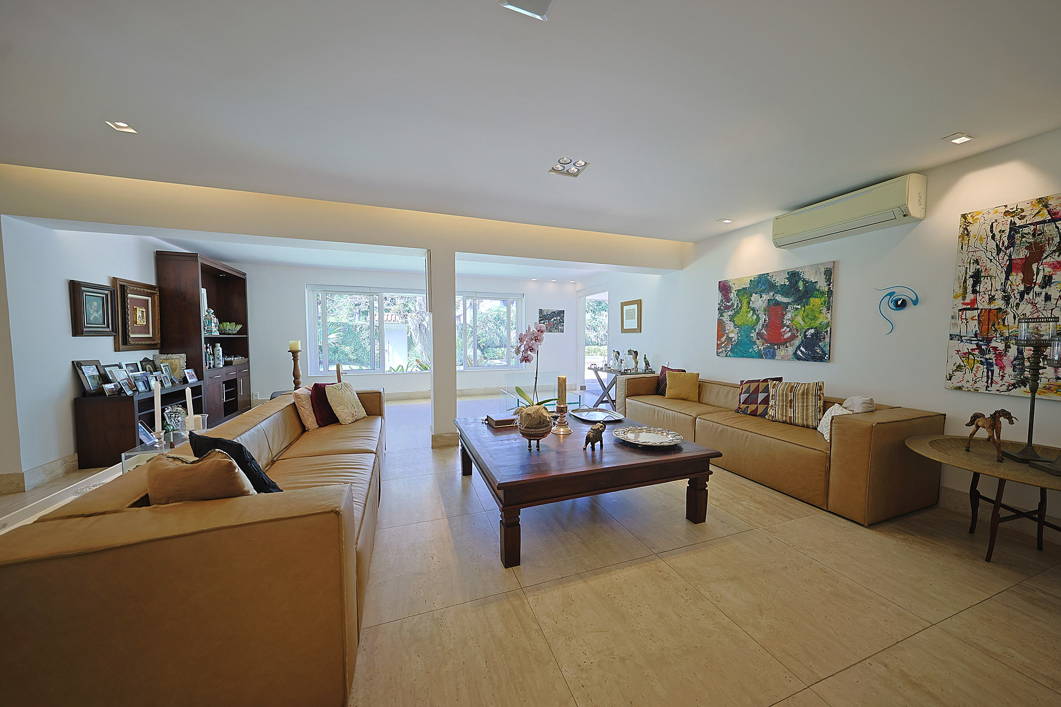  House with a pool and gourmet area in Condomínio Santa Helena - 物件實景