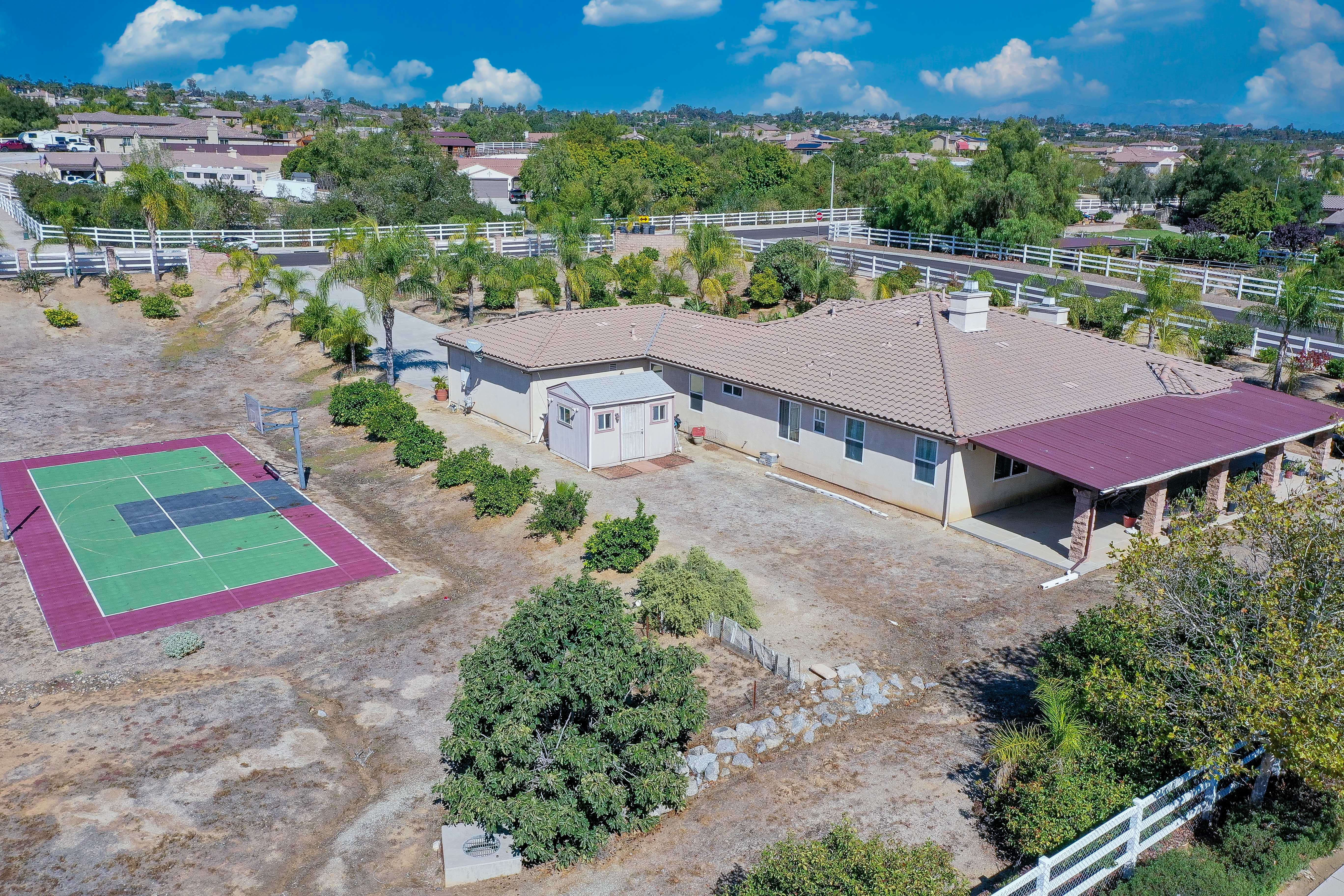  17715 Timberview Drive, Riverside, CA 92504 - 物件實景