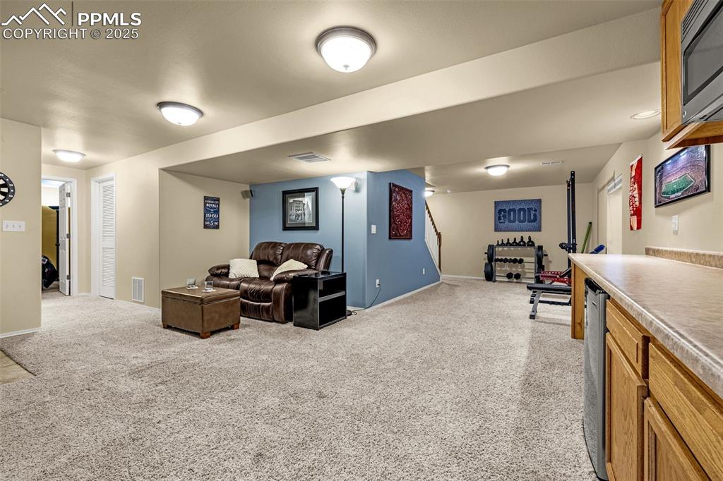 Monument, Colorado, 80132, United States, 5 Bedrooms Bedrooms, ,4 BathroomsBathrooms,Residential,For Sale,1988171