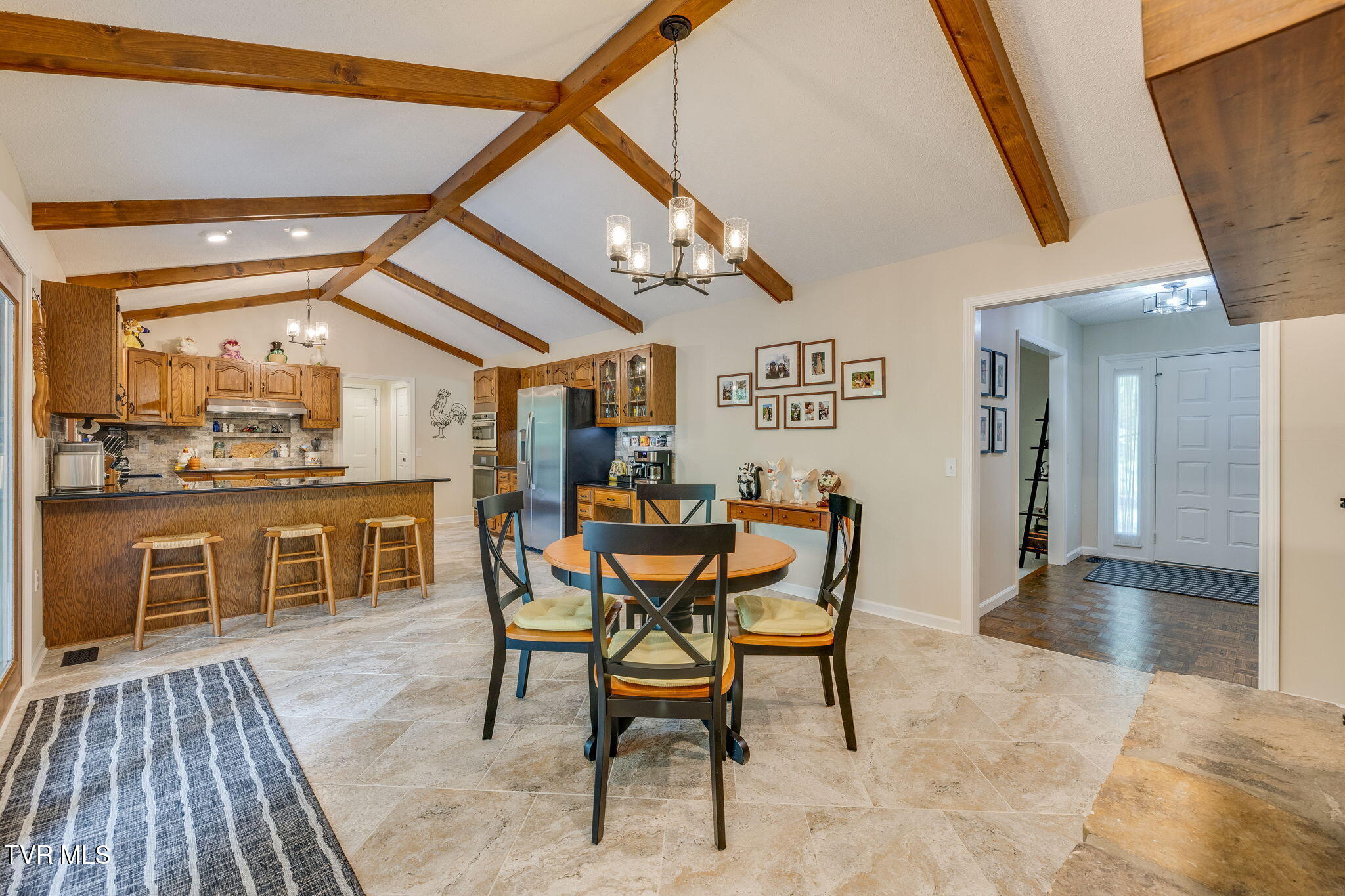 Kingsport, Tennessee, 37663, United States, 5 Bedrooms Bedrooms, ,3 BathroomsBathrooms,Residential,For Sale,1878184