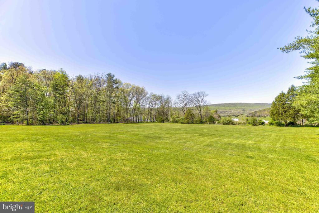 Wardensville, West Virginia, 26851, United States, 3 Bedrooms Bedrooms, ,1 BathroomBathrooms,Residential,For Sale,1936934