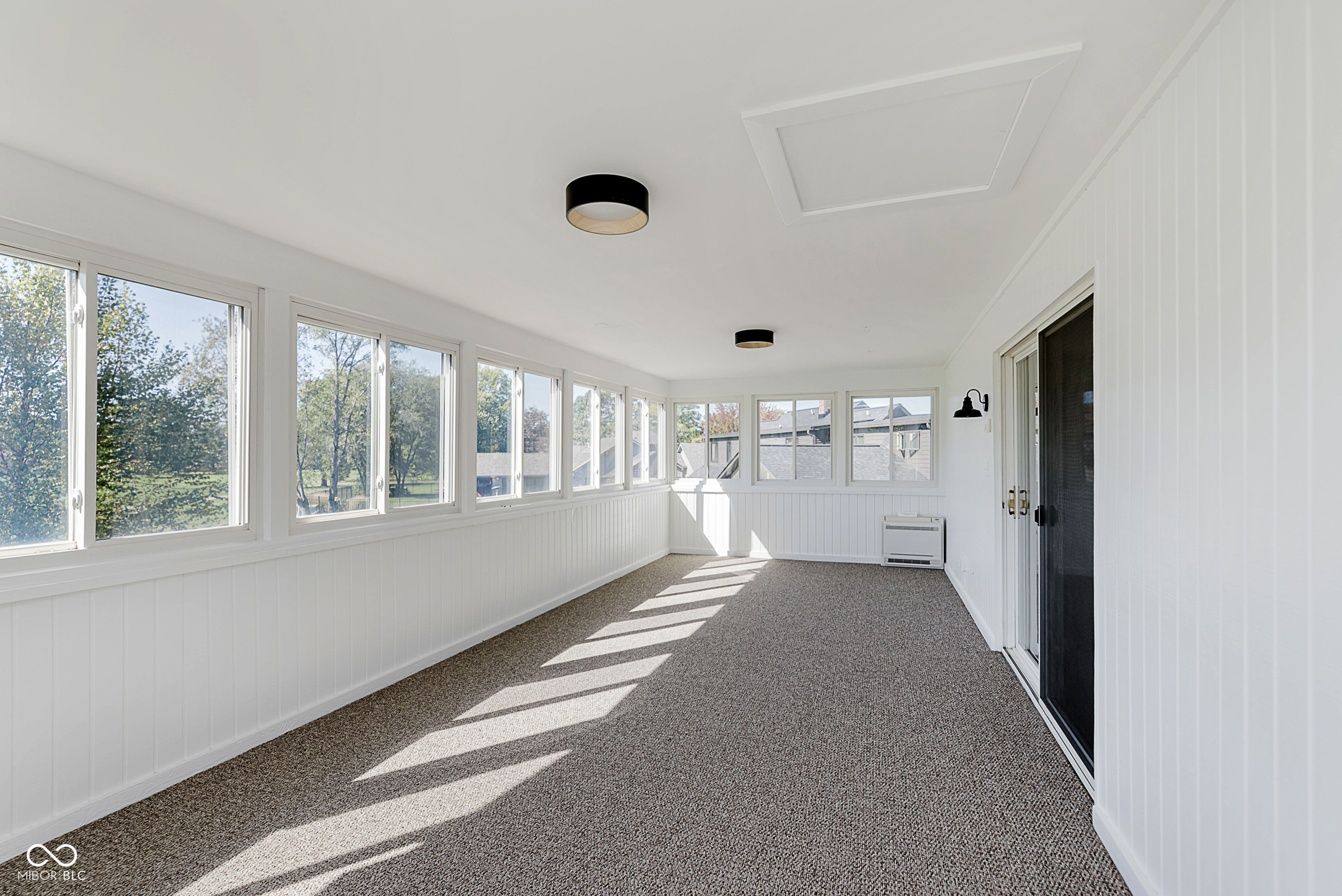 Greenwood, Indiana, 46143, United States, 4 Bedrooms Bedrooms, ,3 BathroomsBathrooms,Residential,For Sale,1976804