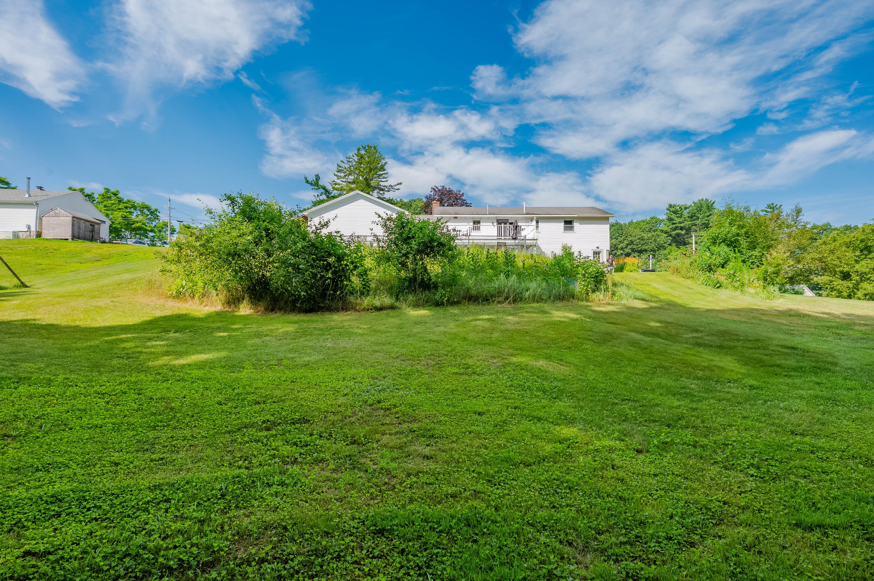 Eliot, Maine, 03903, United States, 2 Bedrooms Bedrooms, ,1 BathroomBathrooms,Residential,For Sale,1887837