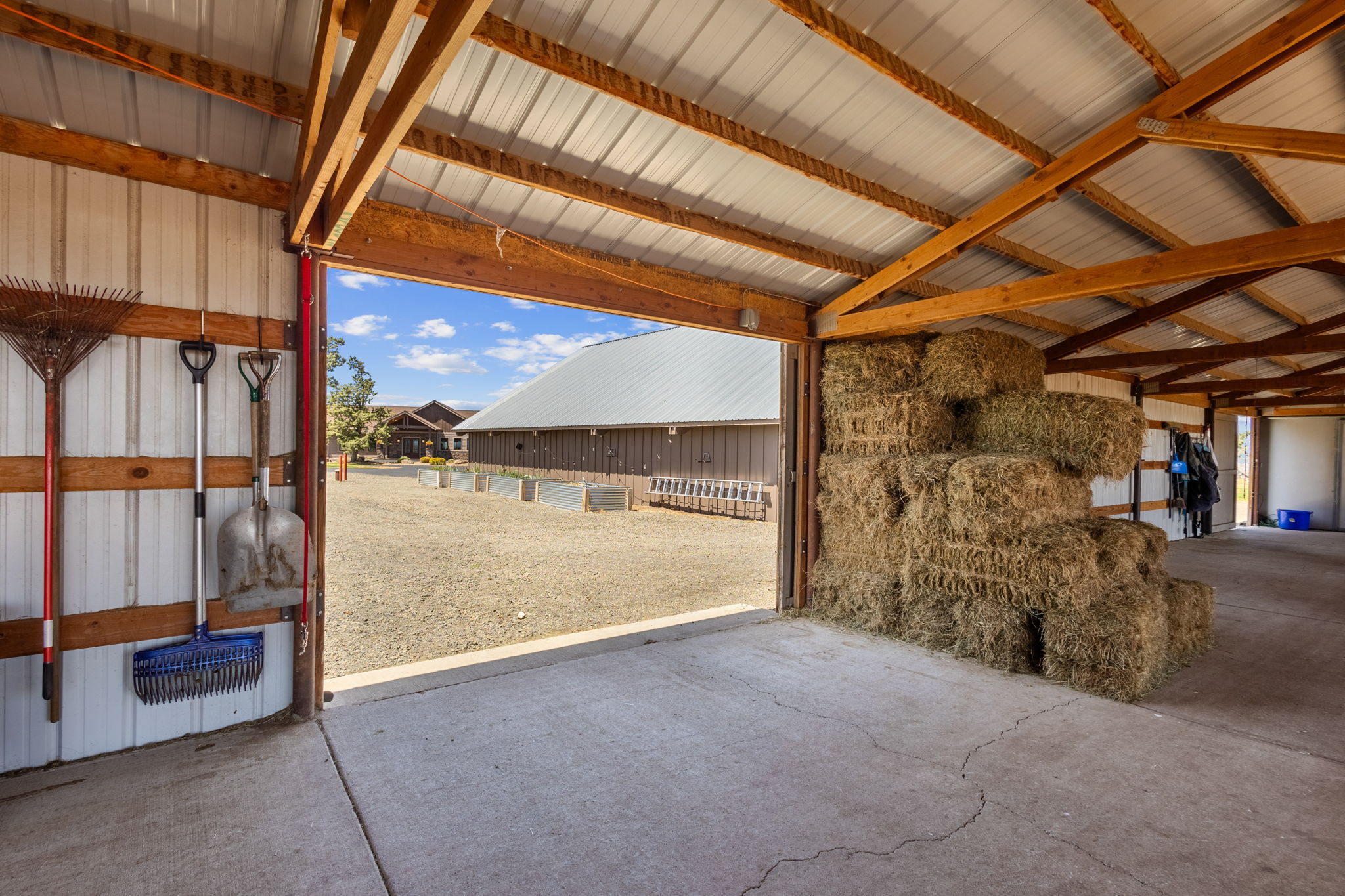 13501 SW Riggs Rd., Powell Butte, Oregon, 97753, United States, 3 Bedrooms Bedrooms, ,4 BathroomsBathrooms,Farm And Agriculture,For Sale,13501 SW Riggs Rd.,1623020