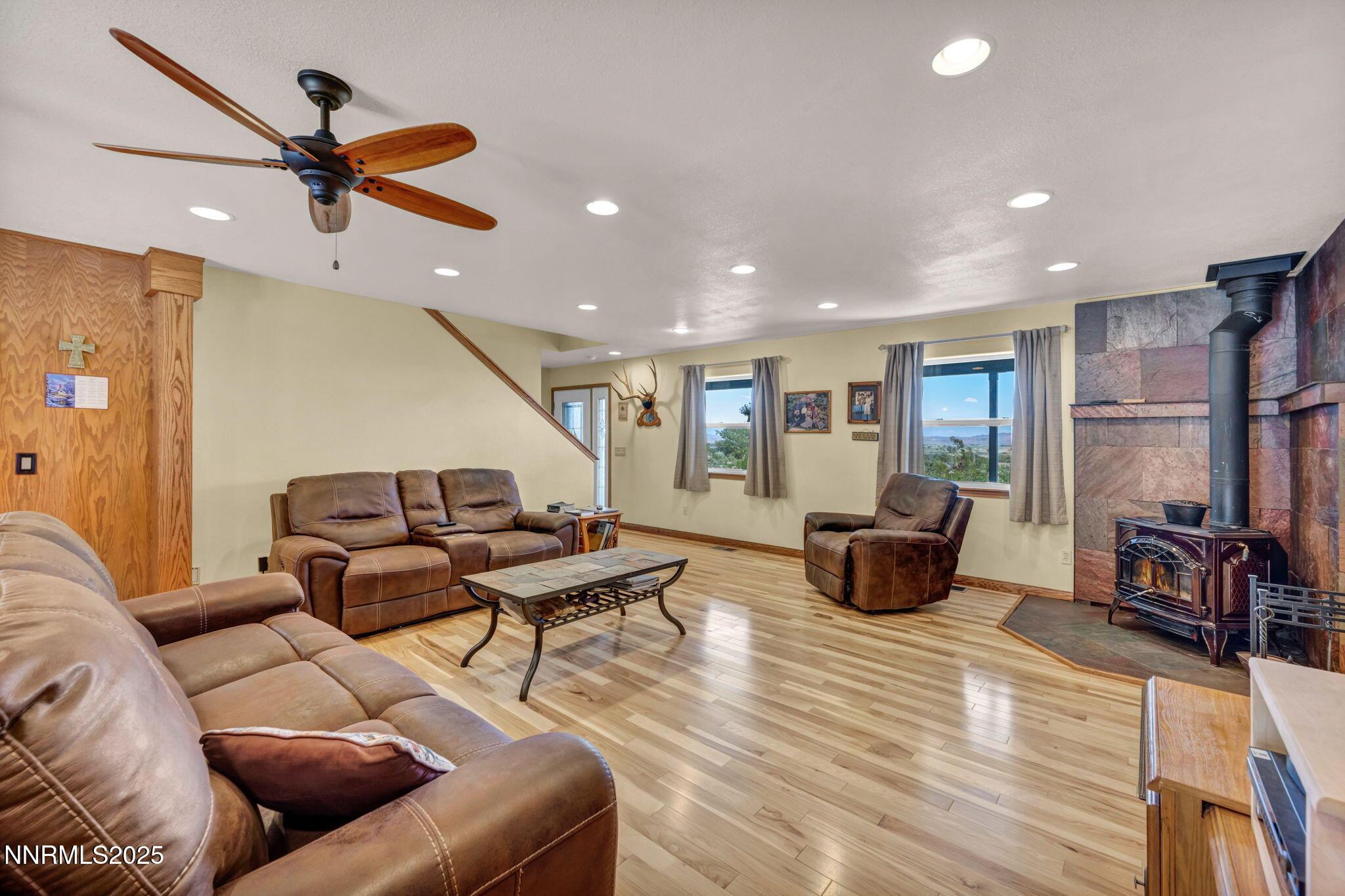 Wellington, Nevada, 89444, United States, 4 Bedrooms Bedrooms, ,4 BathroomsBathrooms,Residential,For Sale,1900954