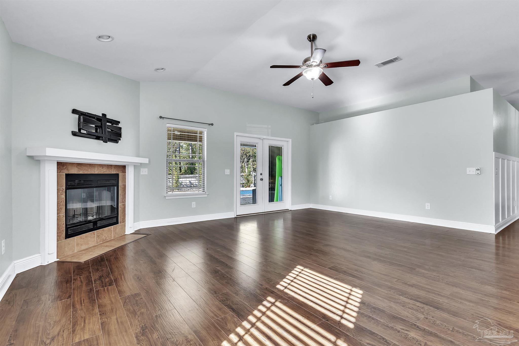 Pace, Florida, 32571, United States, 4 Bedrooms Bedrooms, ,3 BathroomsBathrooms,Residential,For Sale,2003281