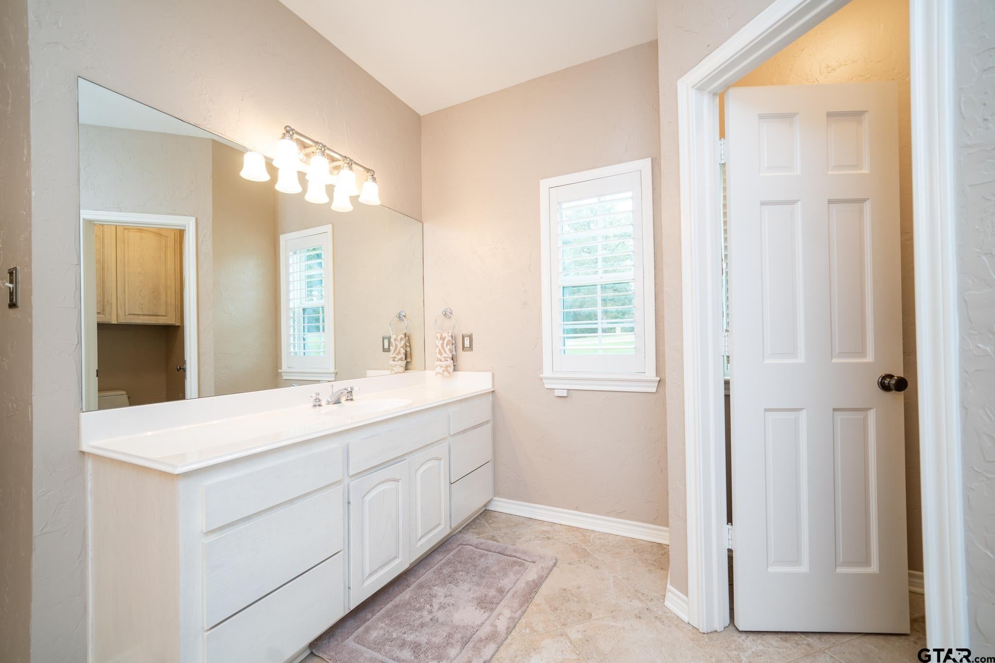 Pittsburg, Texas, 75686, United States, 4 Bedrooms Bedrooms, ,3 BathroomsBathrooms,Residential,For Sale,1839930