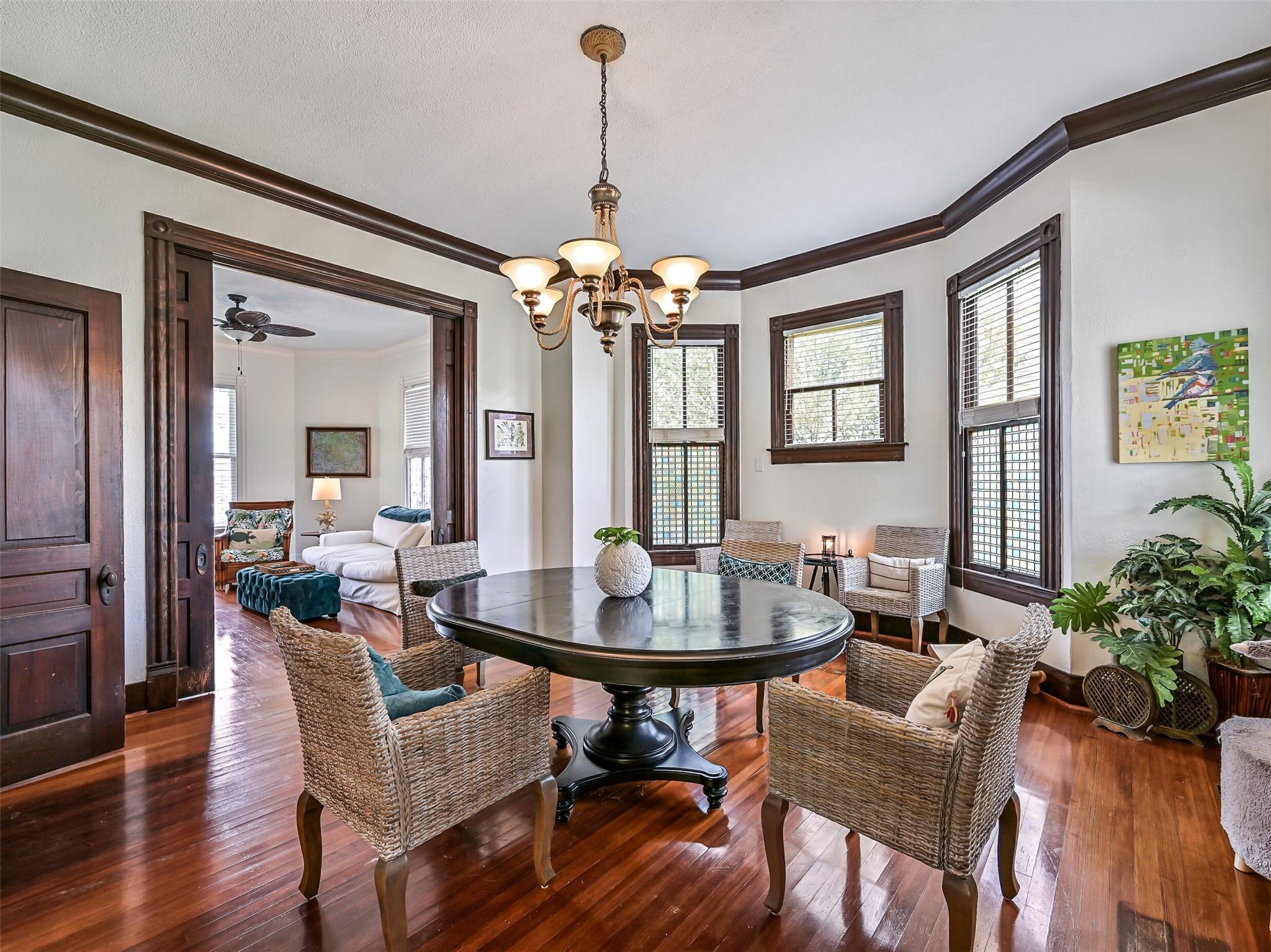 Galveston, Texas, 77550, United States, 4 Bedrooms Bedrooms, ,3 BathroomsBathrooms,Residential,For Sale,1818461