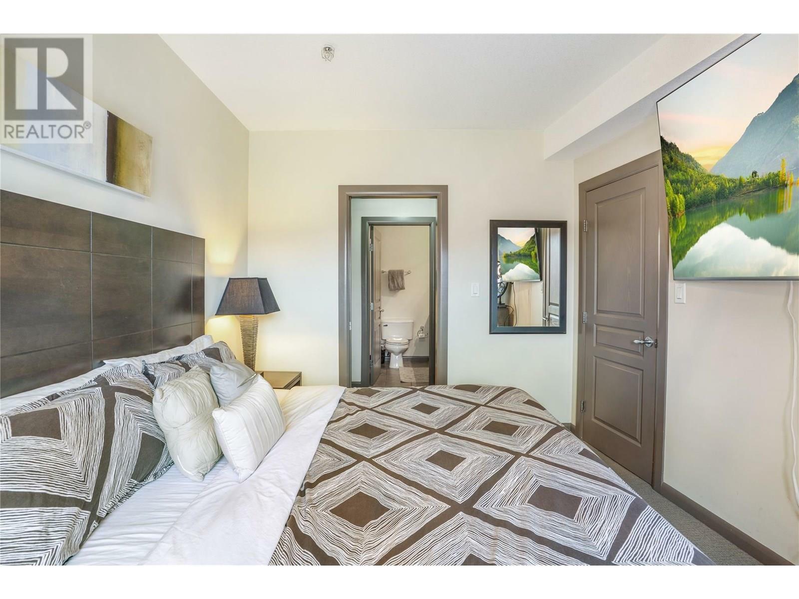 KELOWNA, British Columbia, V1W 3G7, CA, 2 Bedrooms Bedrooms, ,2 BathroomsBathrooms,Residential,For Sale,1867609