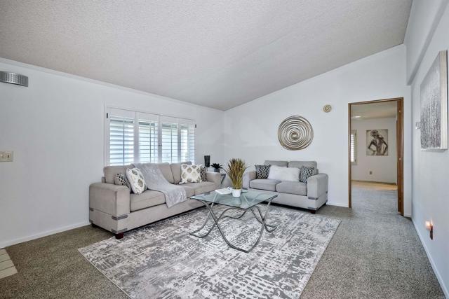 Vista, California, 92081, United States, 3 Bedrooms Bedrooms, ,2 BathroomsBathrooms,Residential,For Sale,1999202