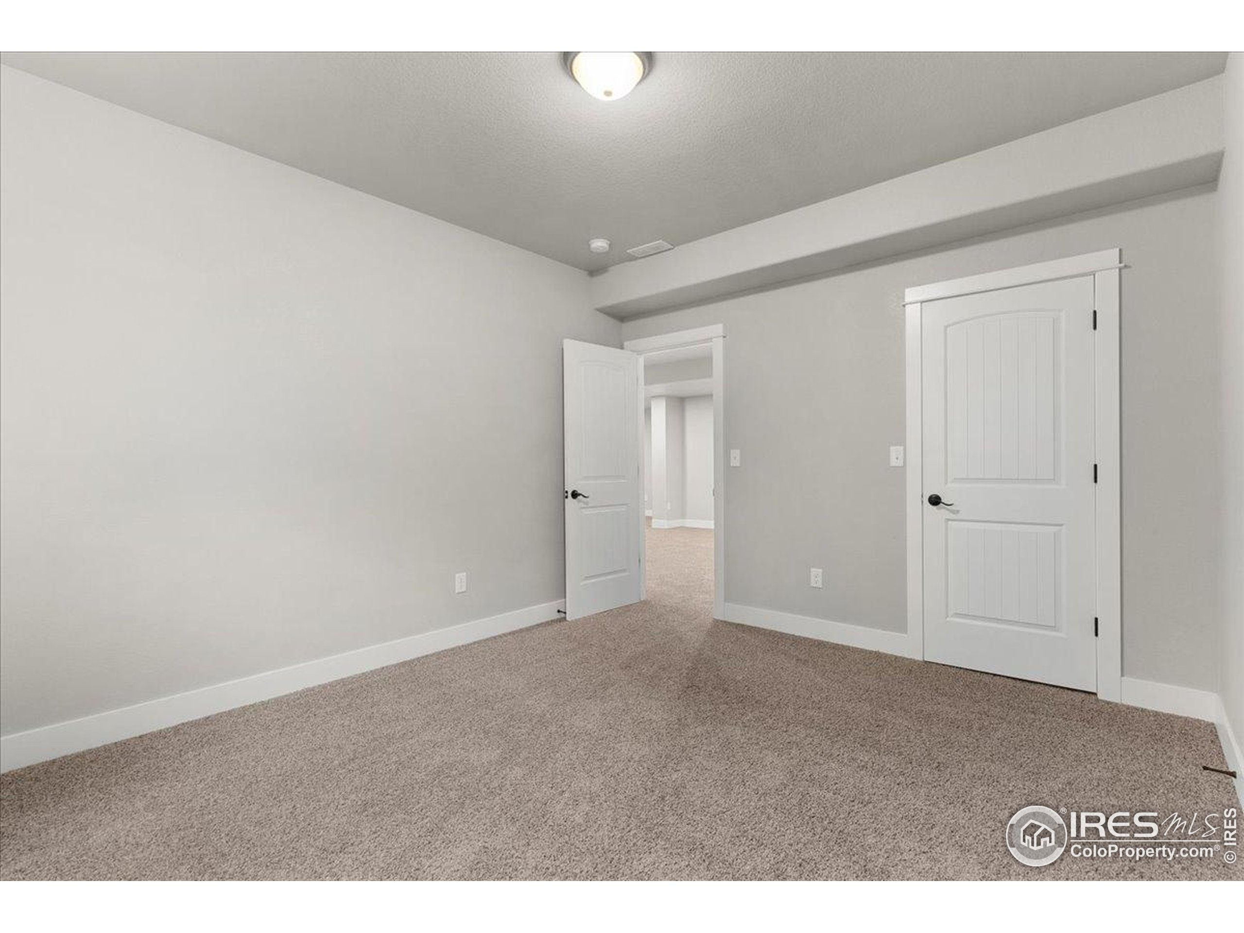 Severance, Colorado, 80550, United States, 5 Bedrooms Bedrooms, ,2 BathroomsBathrooms,Residential,For Sale,1910375