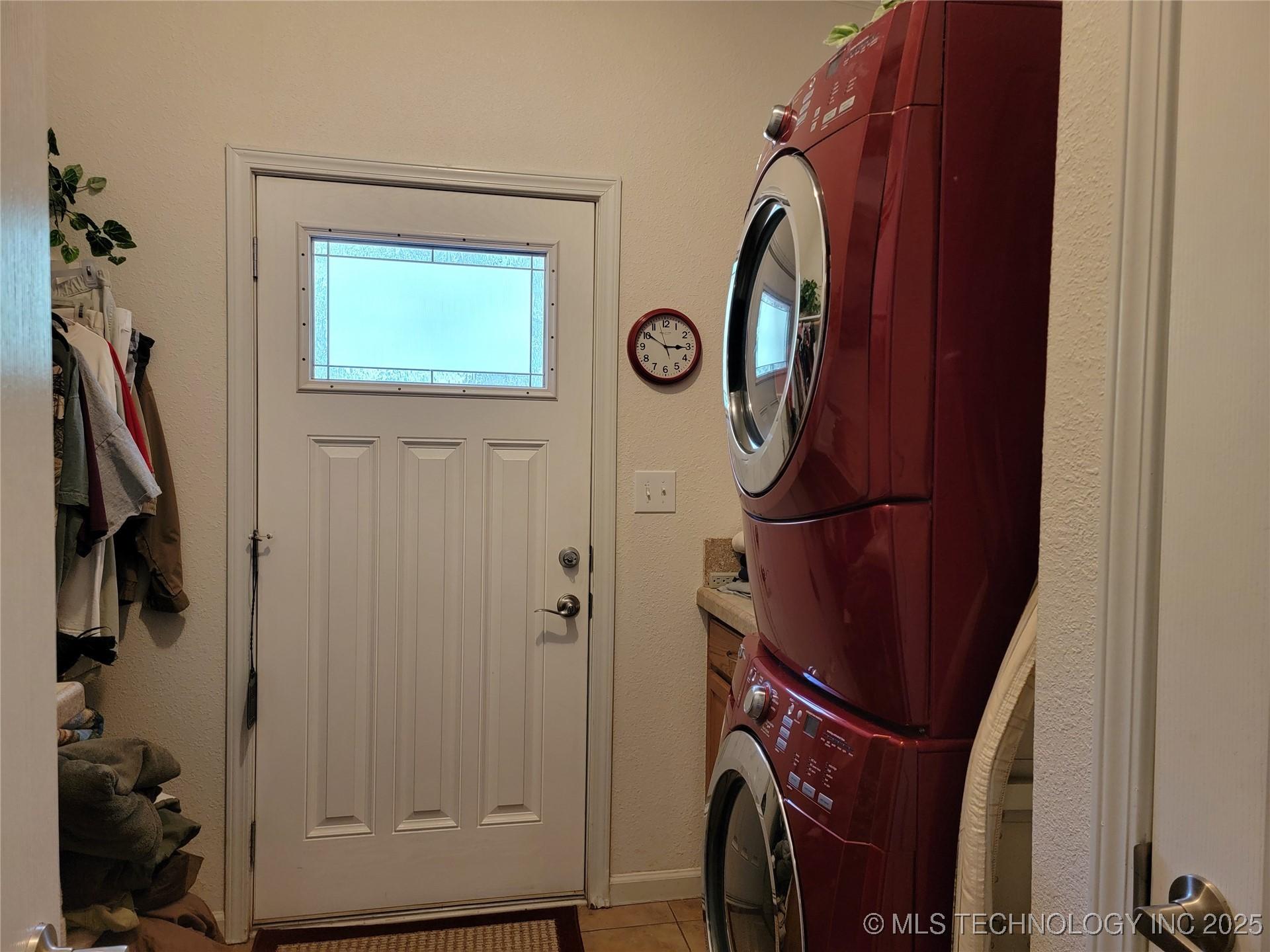 Gans, Oklahoma, 74936, United States, 4 Bedrooms Bedrooms, ,3 BathroomsBathrooms,Residential,For Sale,1981640